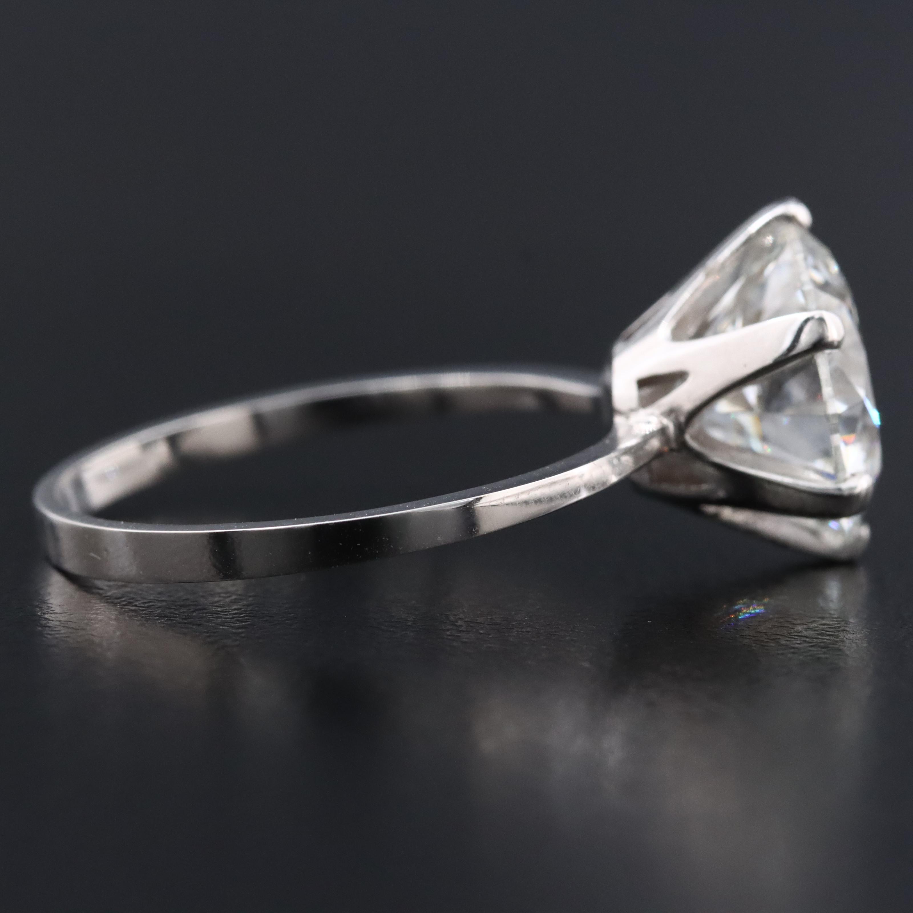 18K 5.03 CT Lab Grown Diamond Solitaire Ring with IGI Report