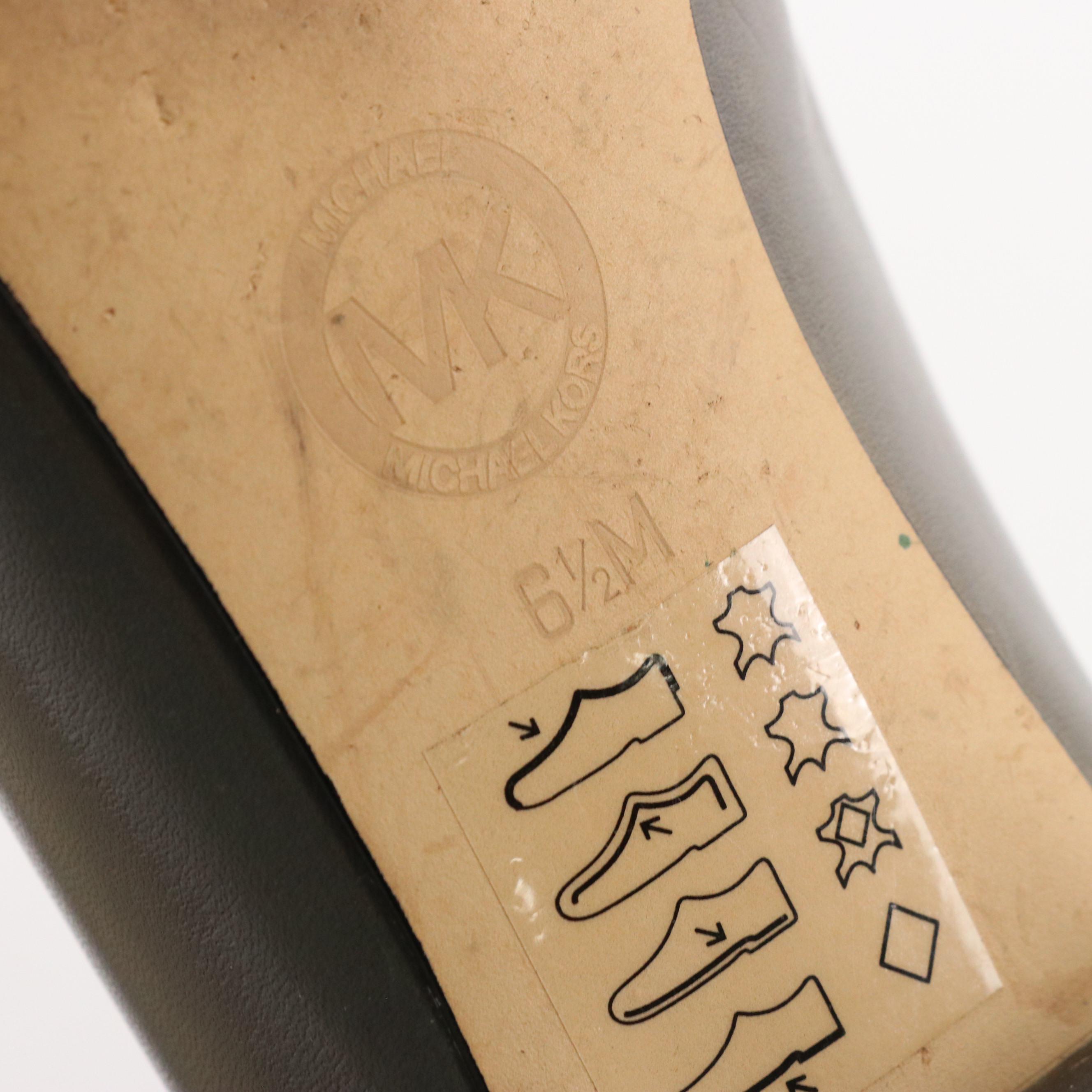 MIchael Kors Logo Flats in Grey/Black Leather and Dark Green Suede