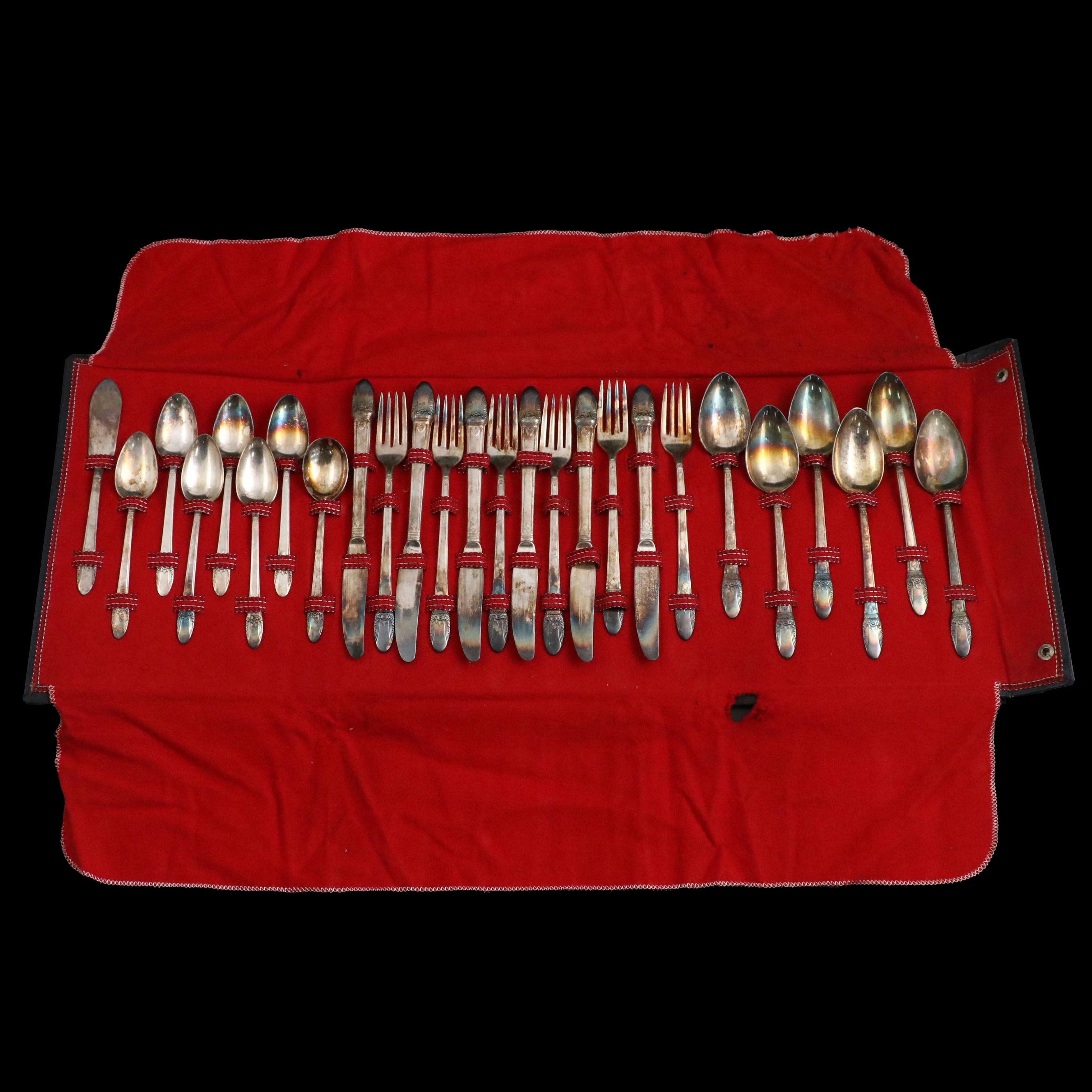 International Silver "First Love" Silver Plate Flatware, 20th Century