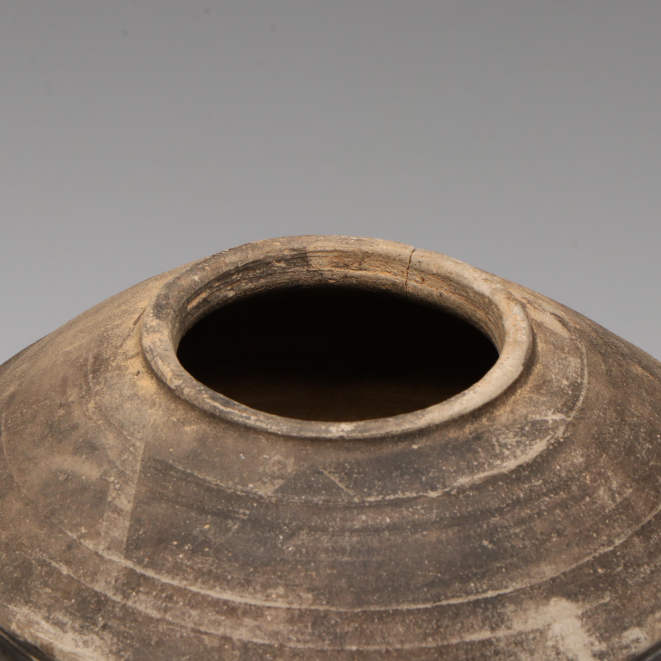 Chinese Han Dynasty Polychrome Painting Granary Jar