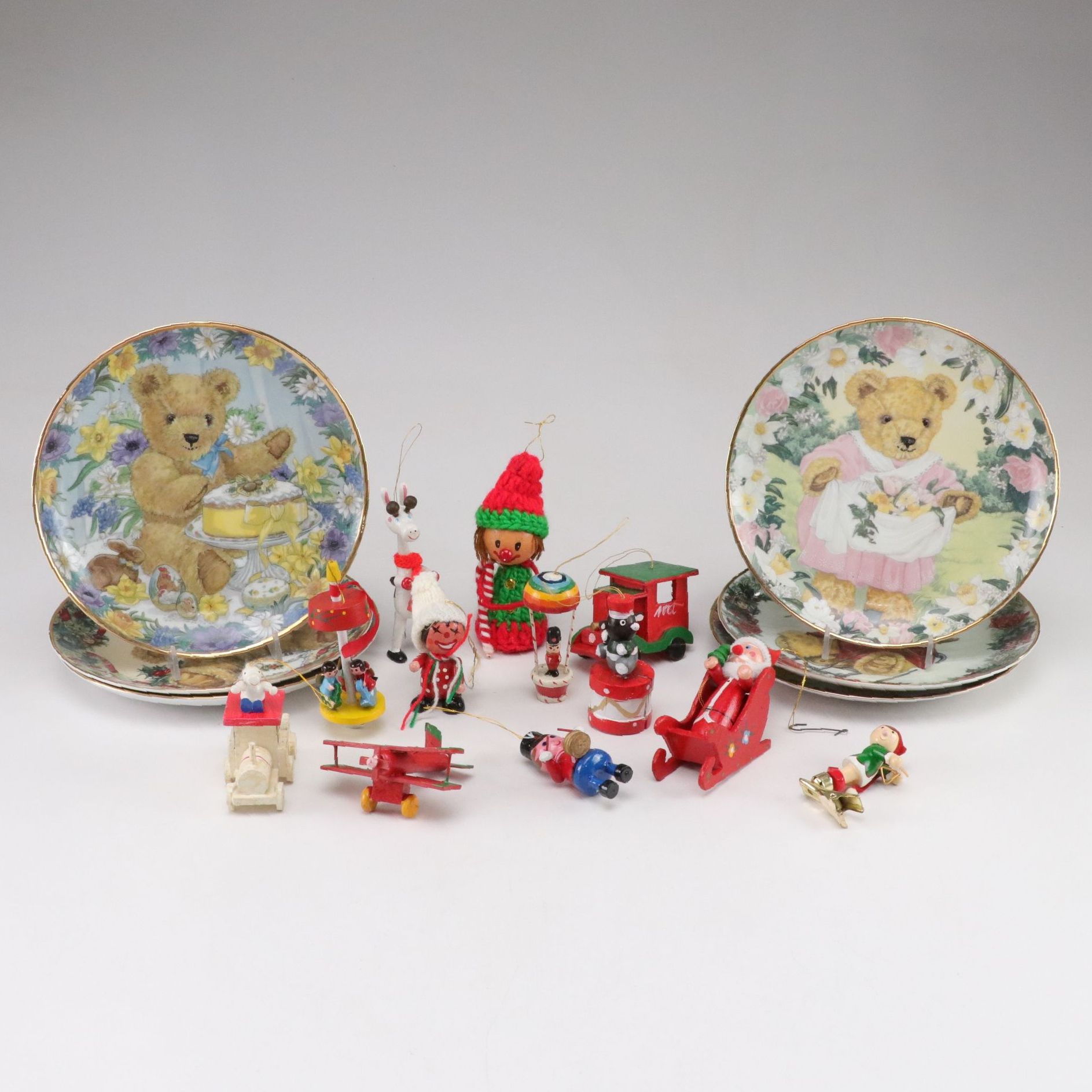 Franklin Mint "Teddy's First Christmas" and More Plates with Wooden Ornaments