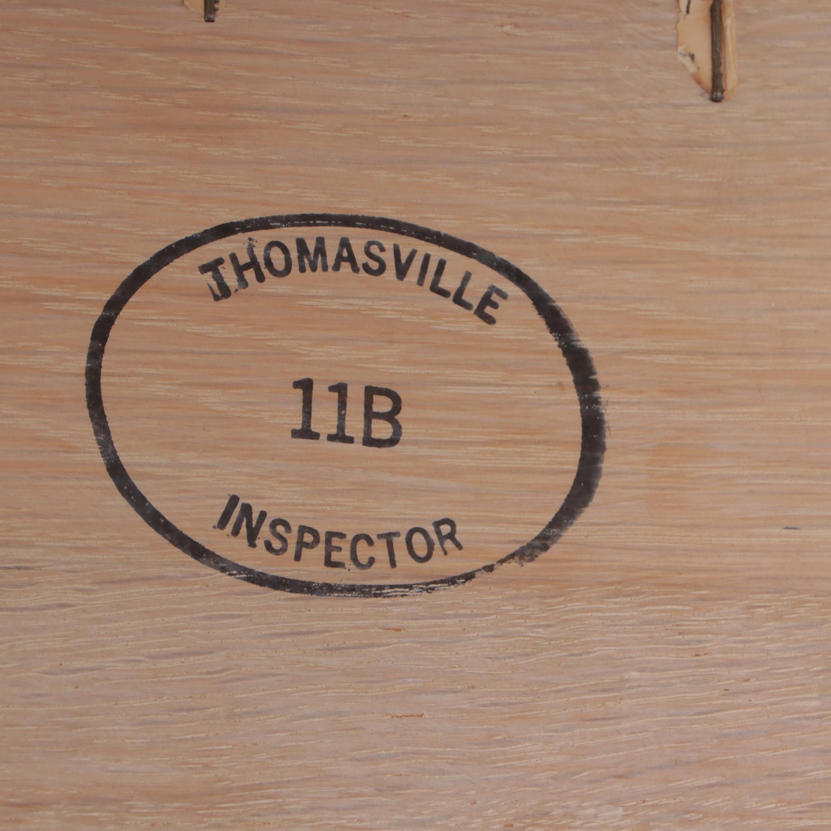 Thomasville Victorian Style Wooden Sleigh Bed