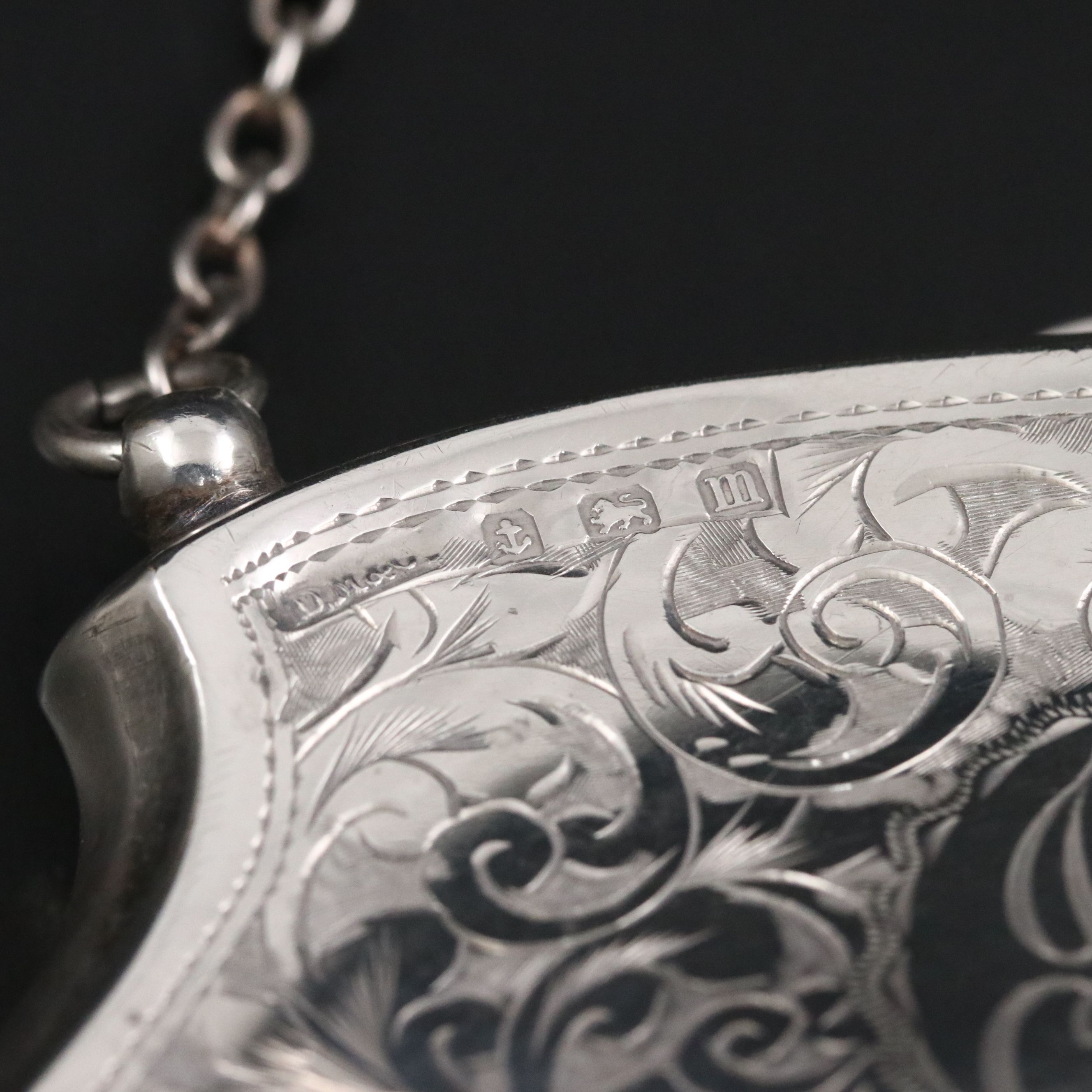 Davis Moss & Co. English Sterling Silver Engraved Coin Purse, 1911