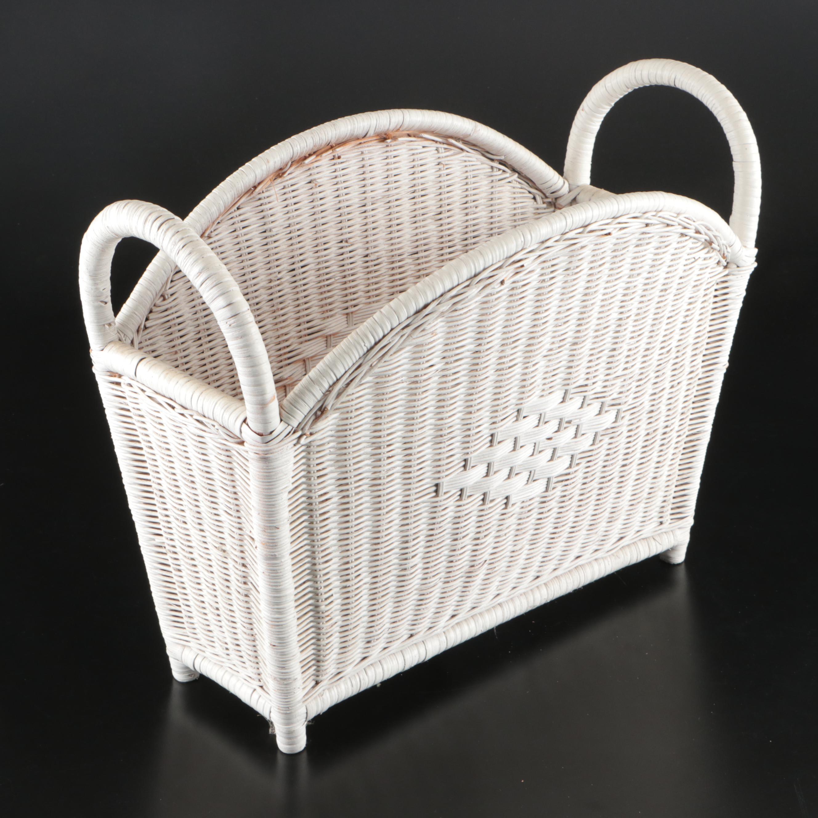 Mud-Century Style White-Painted Wicker Table Lamp and Magazine Rack