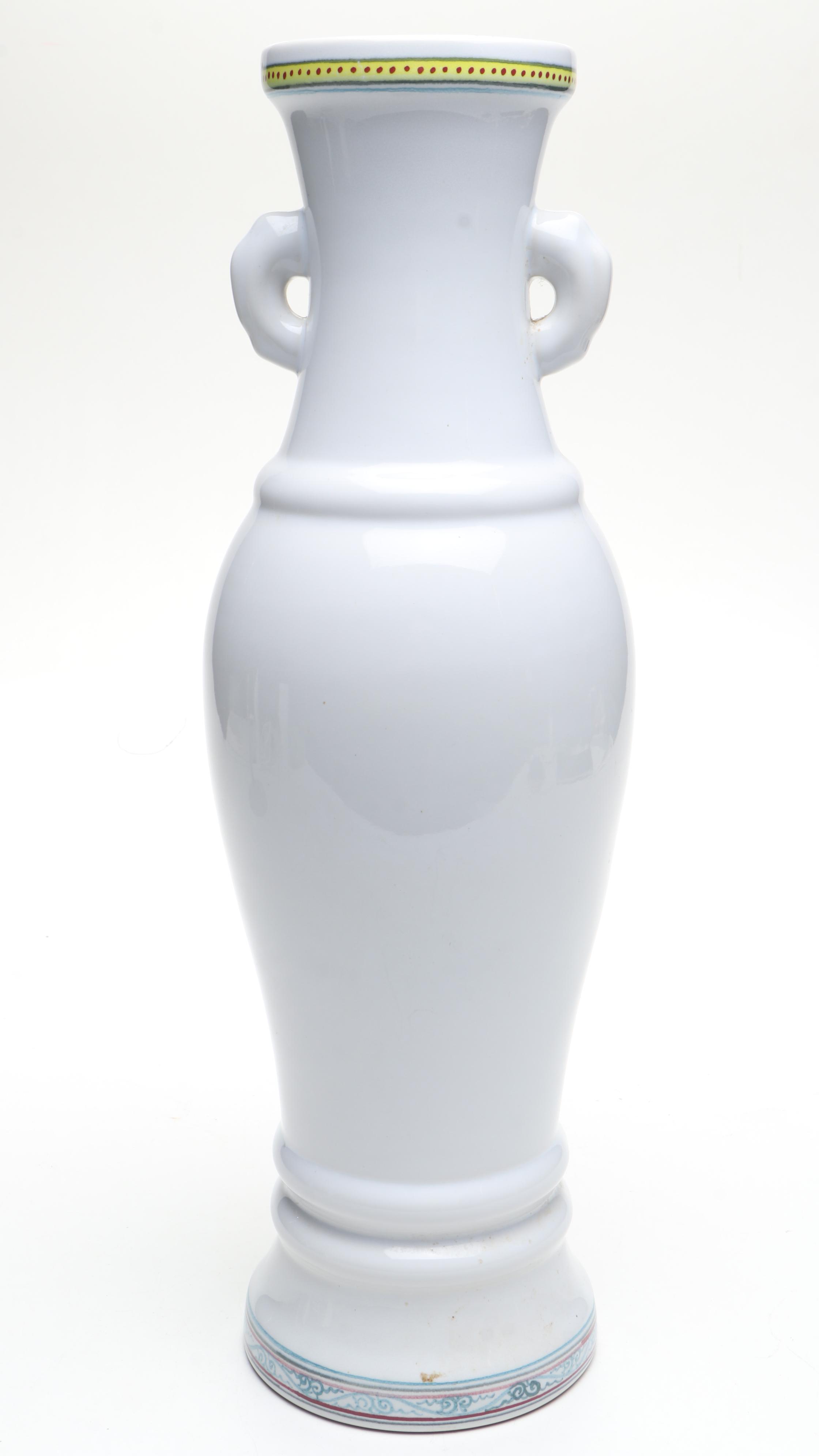 Japanese Peacocks Porcelain Vase with Plates and Chinese Porcelain Vase