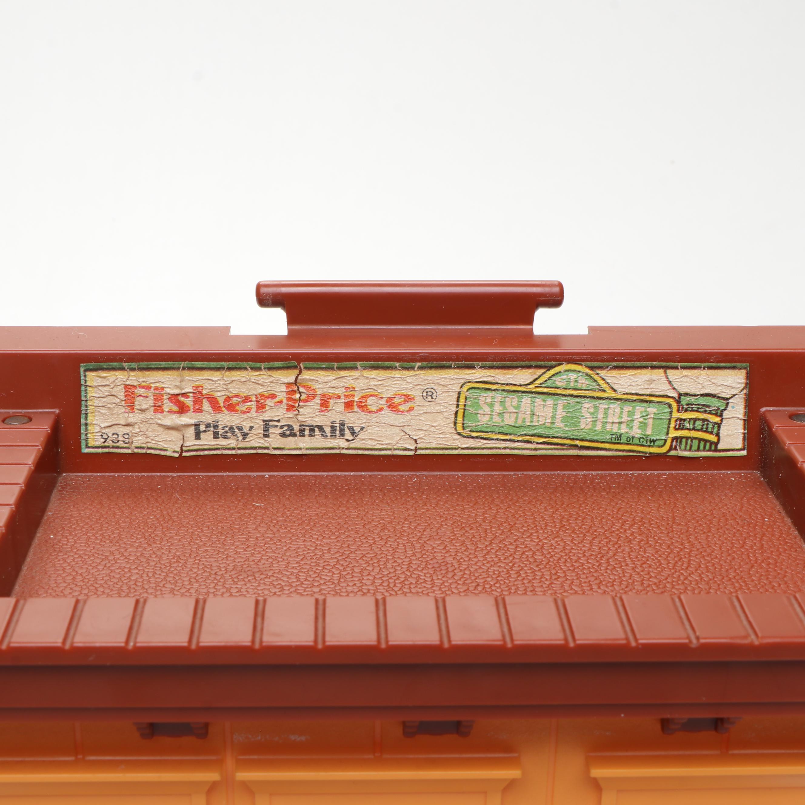 Fisher-Price Sesame Street Dollhouse with Little People Vehicles and Accessories