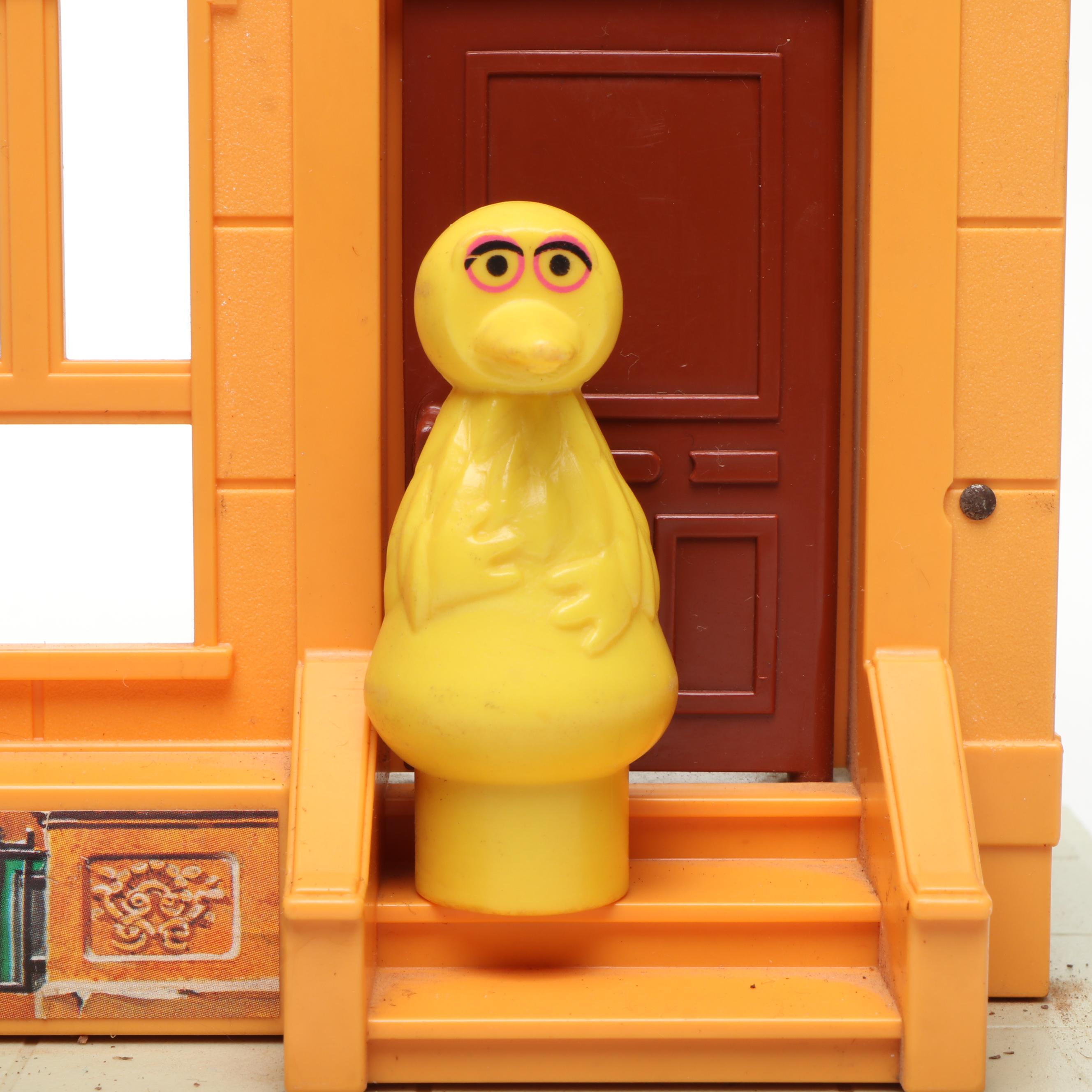 Fisher-Price Sesame Street Dollhouse with Little People Vehicles and Accessories