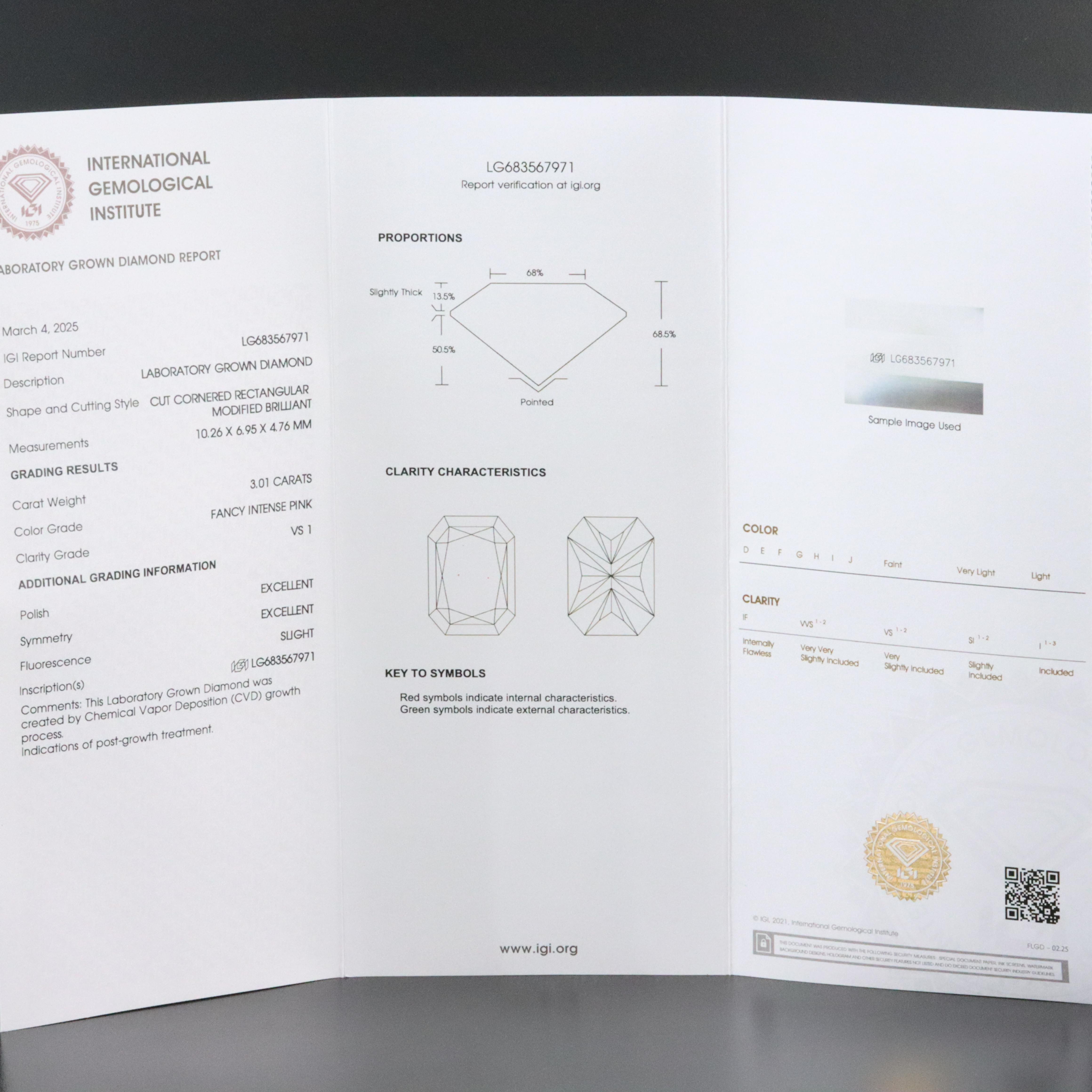 18K 3.01 CT Lab Grown Fancy Pink Diamond Solitaire Ring with IGI Report