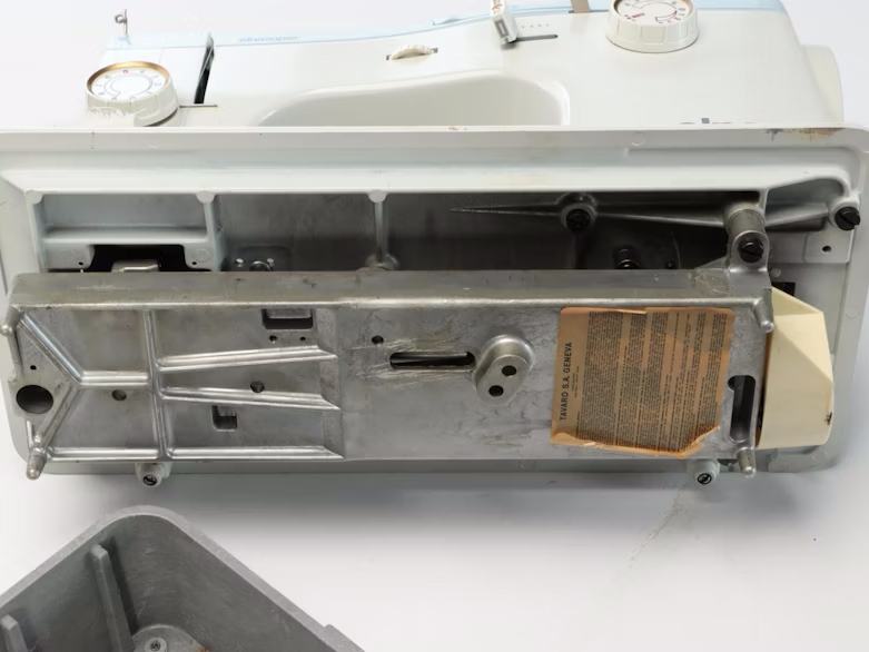 Elna Super Metal Sewing Machine with Accessories