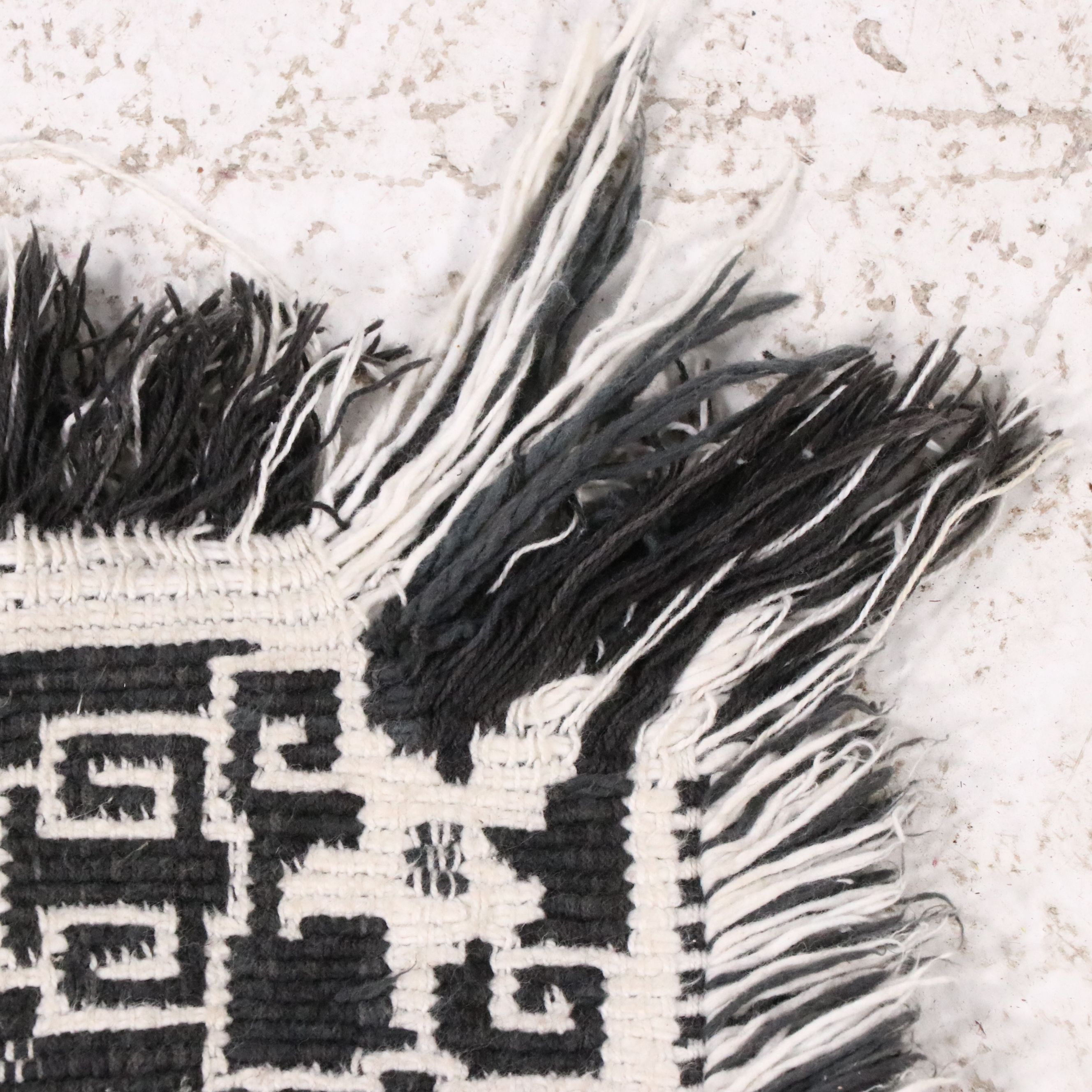 2'5 x 4'1 Handwoven Chinese Style Accent Rug