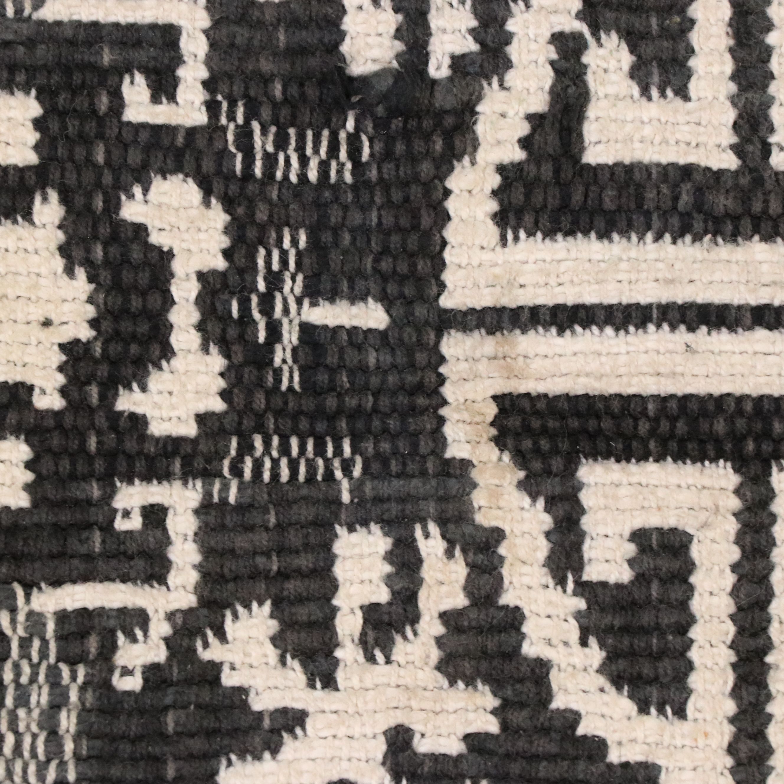 2'5 x 4'1 Handwoven Chinese Style Accent Rug