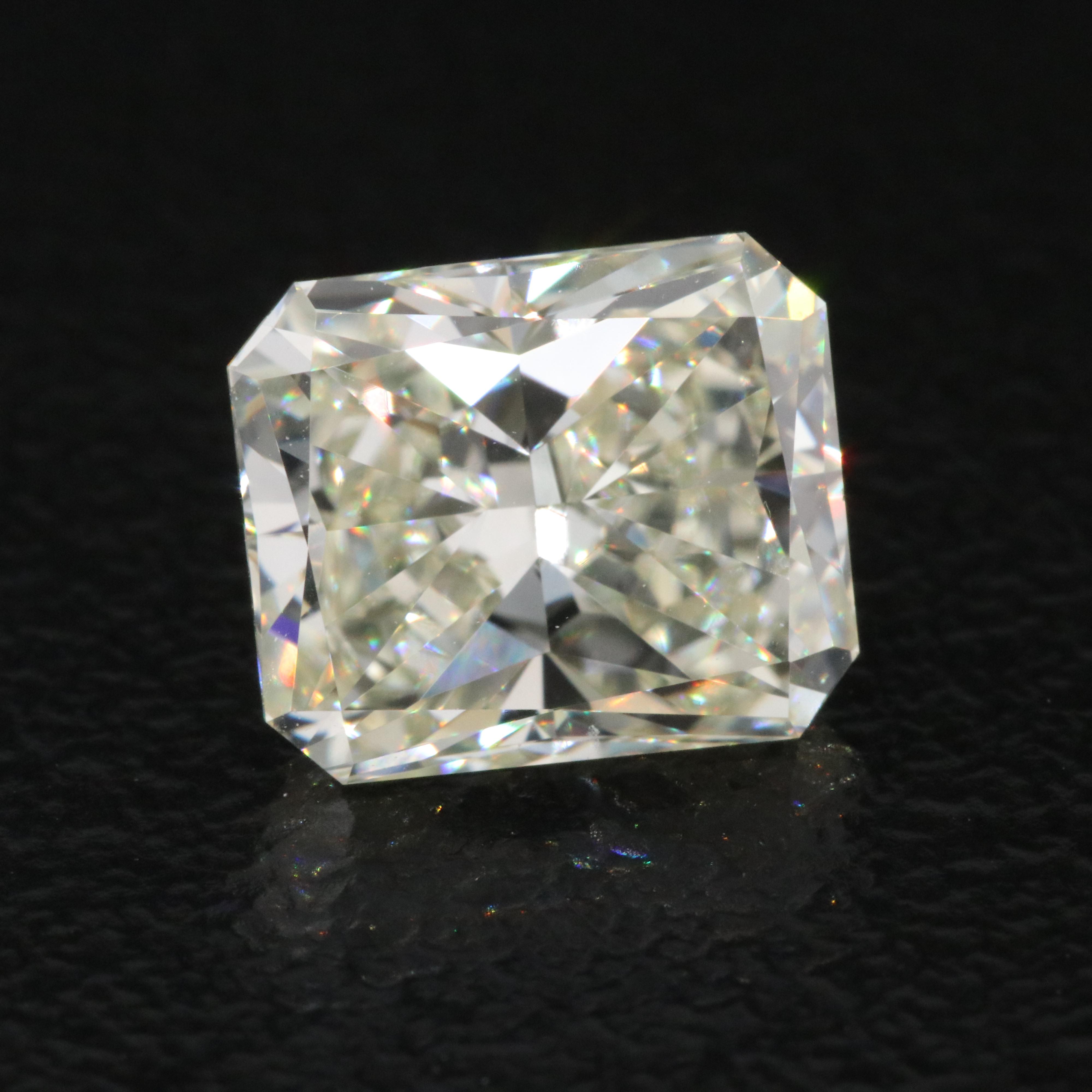 Loose 2.01 CT Diamond with GIA eReport