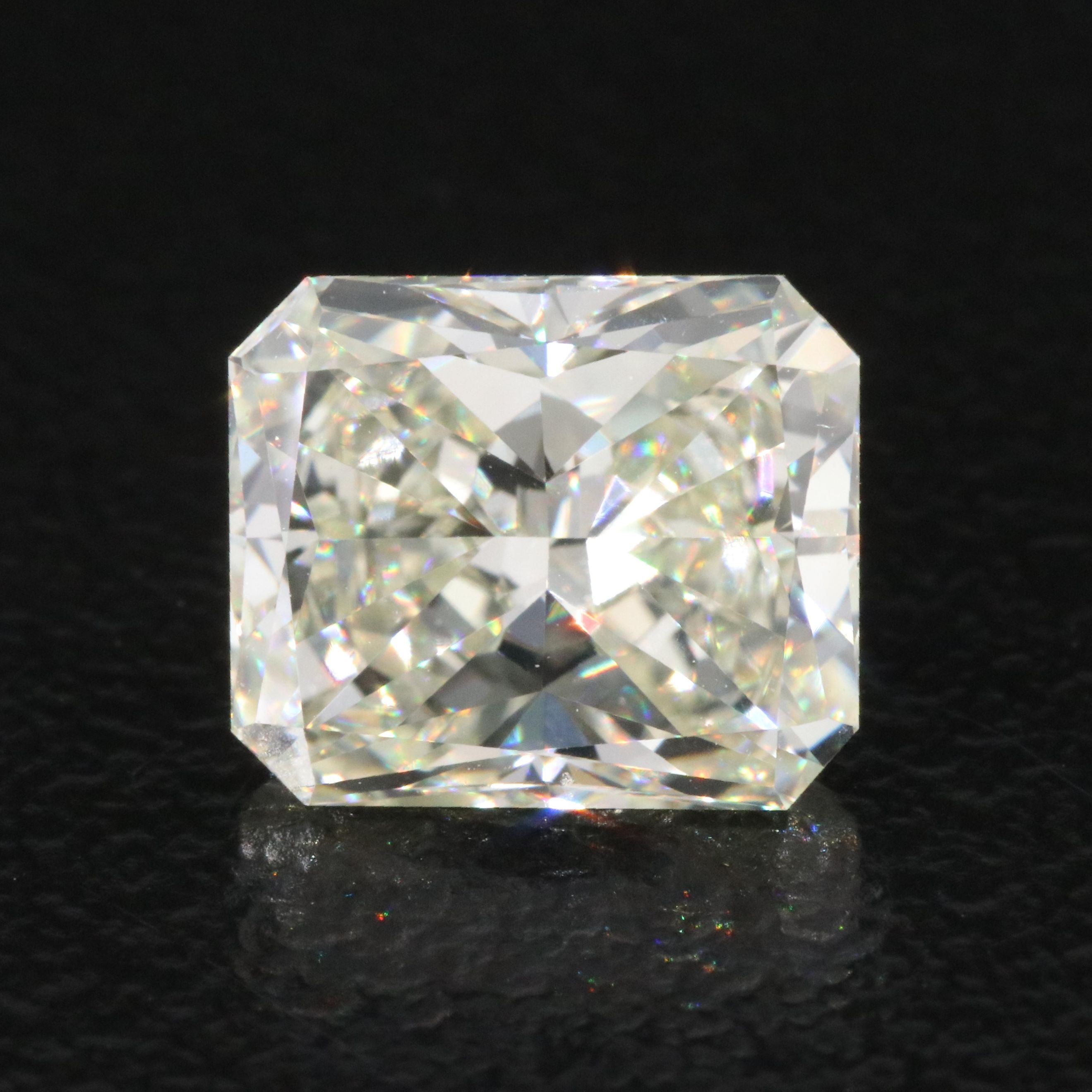 Loose 2.01 CT Diamond with GIA eReport