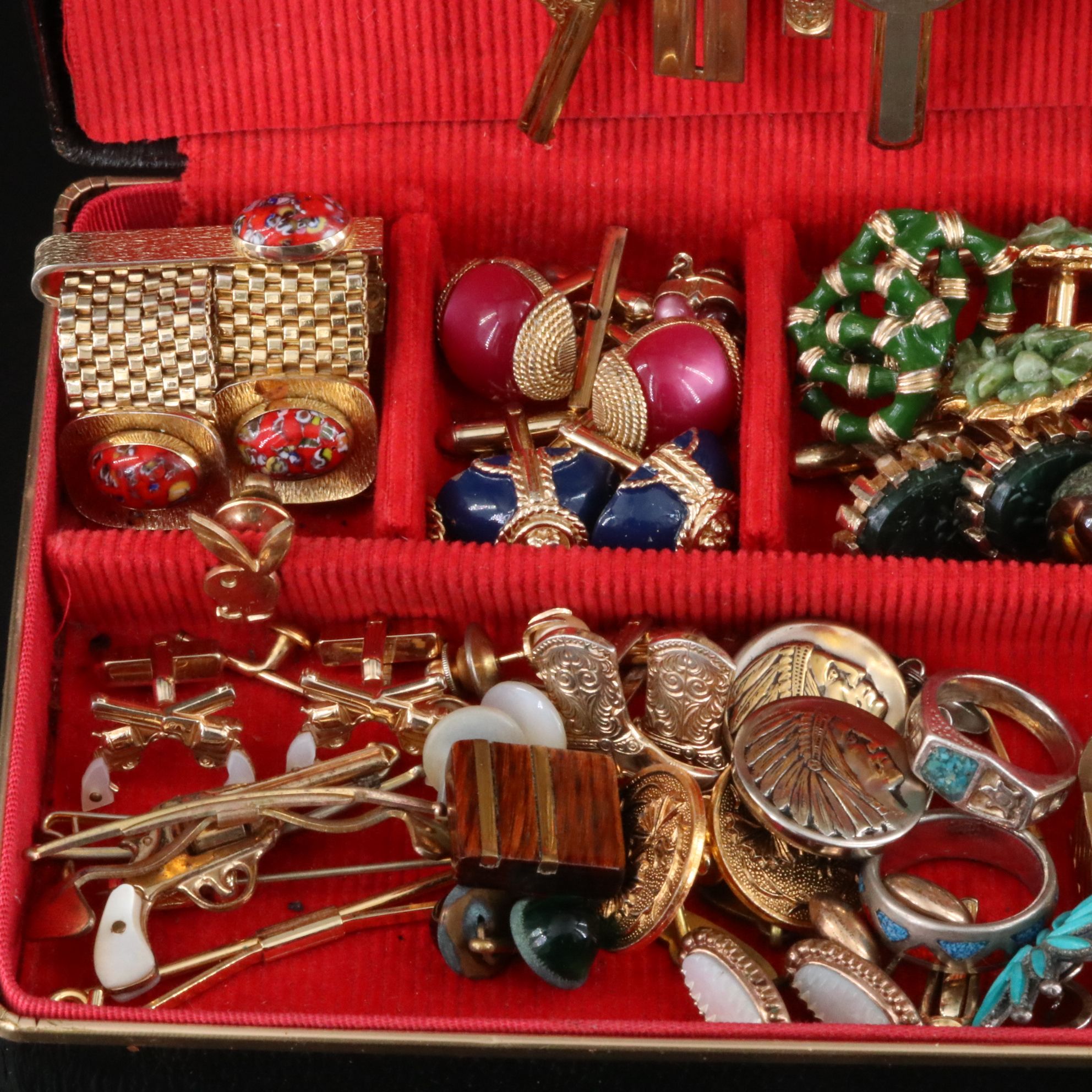 Uncommon Discoveries: Jewelry Collection