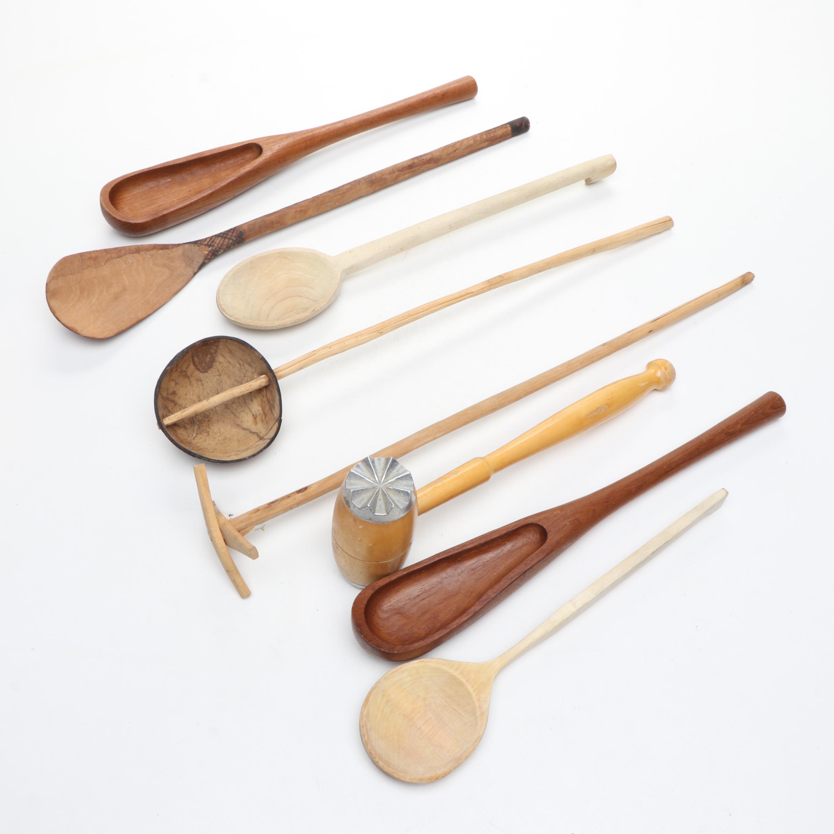 Rustic Style Wood Kitchen Utensils in Stoneware Jar with MCM Wood Pepper Mill