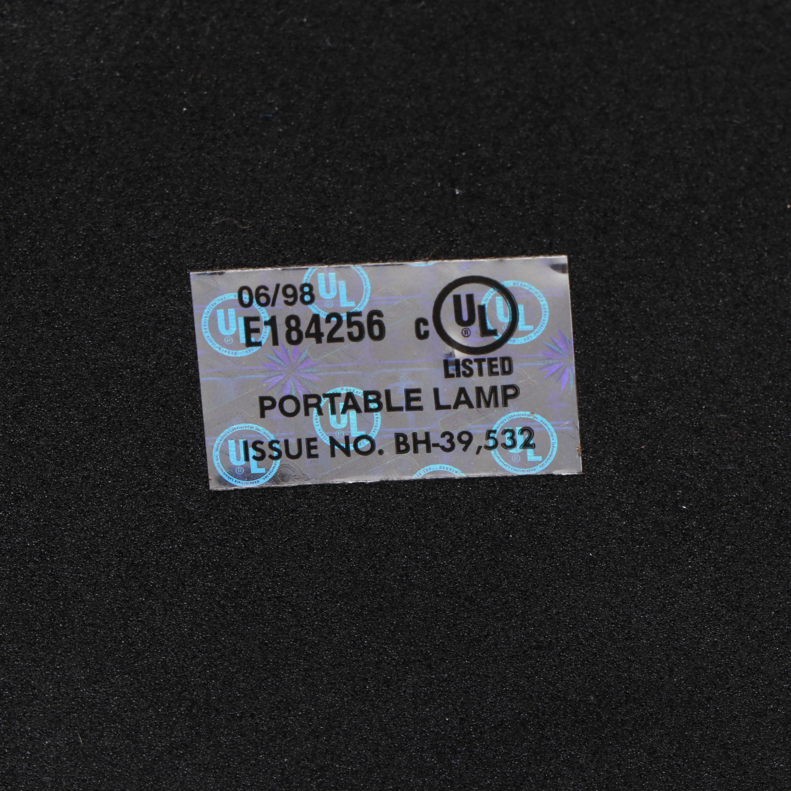 Lily Form Slag Glass Shade Accent Lamp