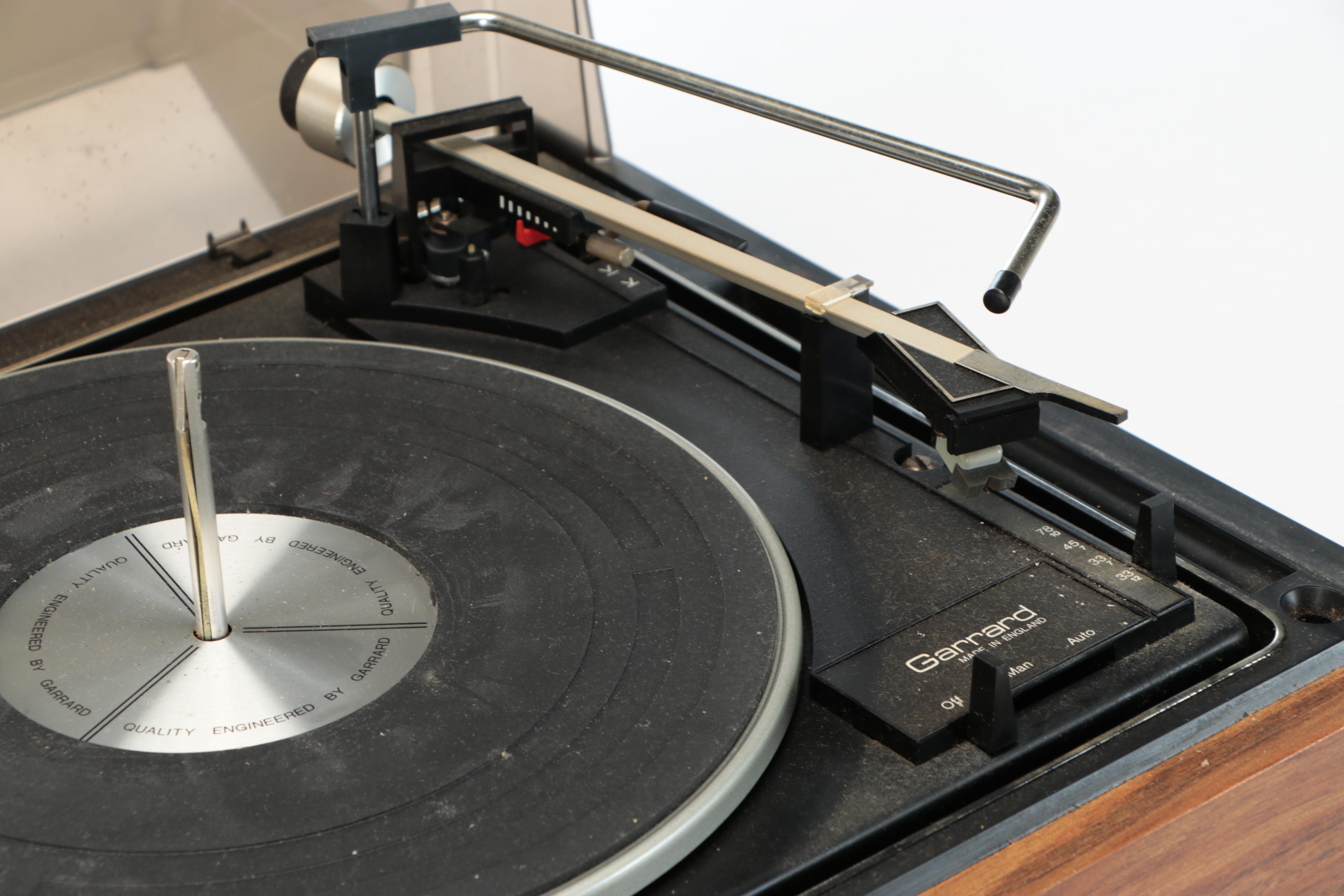 Vintage Garrard 440M Turntable Record Player with Vinyl Records