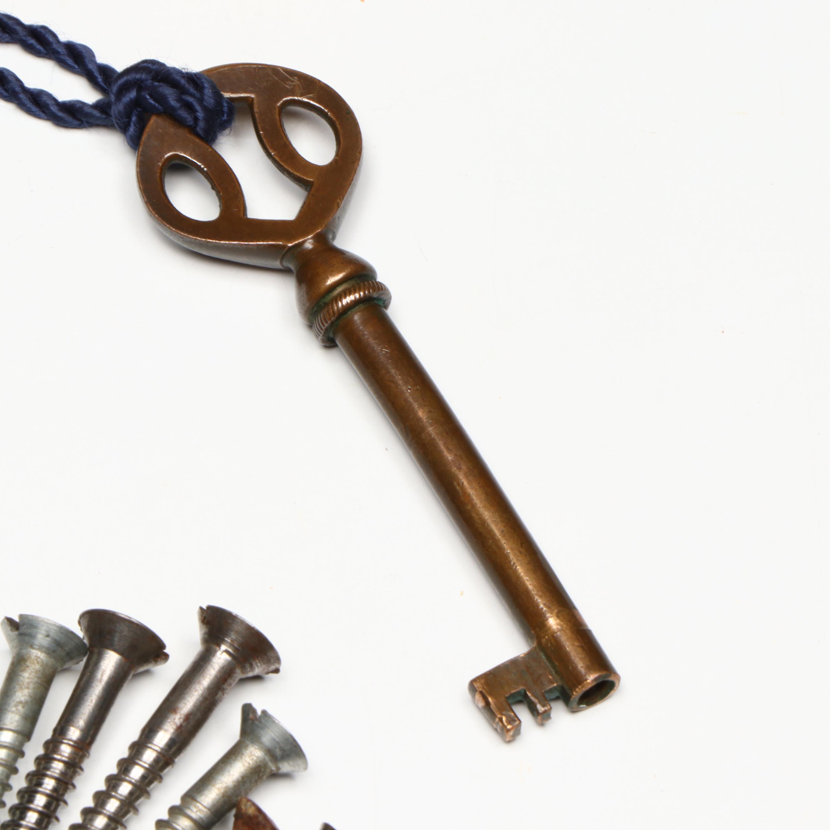 Victorian Rococo Revival Style Oak Dresser, Late 19th/Early 20th Century