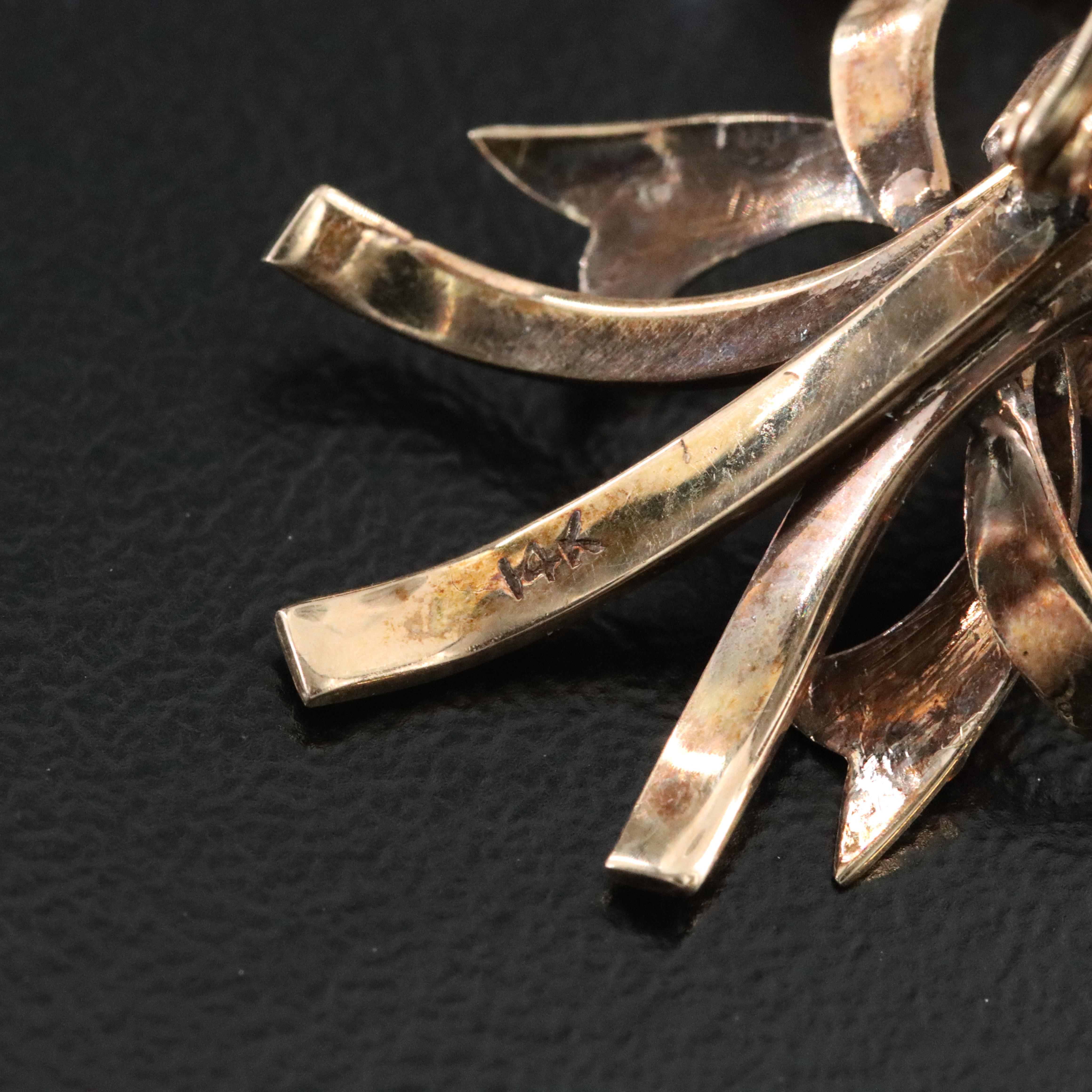 14K Pearl Floral Brooch