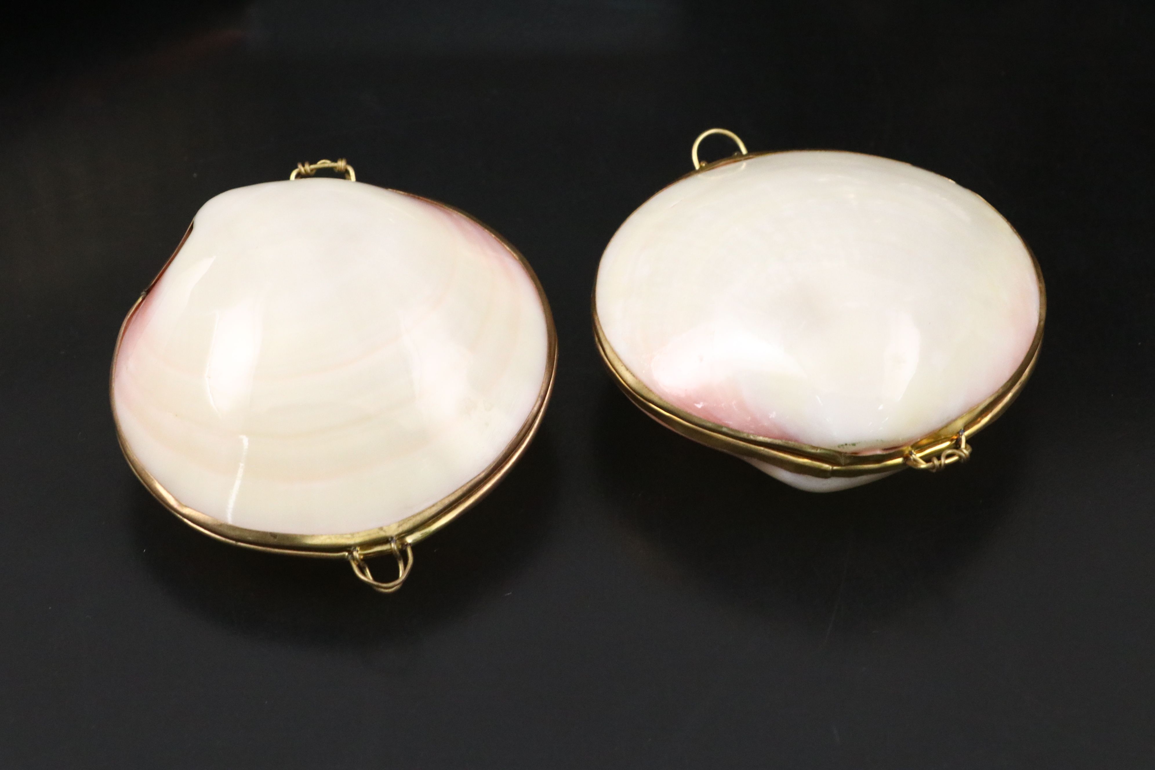 Maitland Smith Mother of Pearl Cavier Dish with 800 Silver Comb and Other Décor