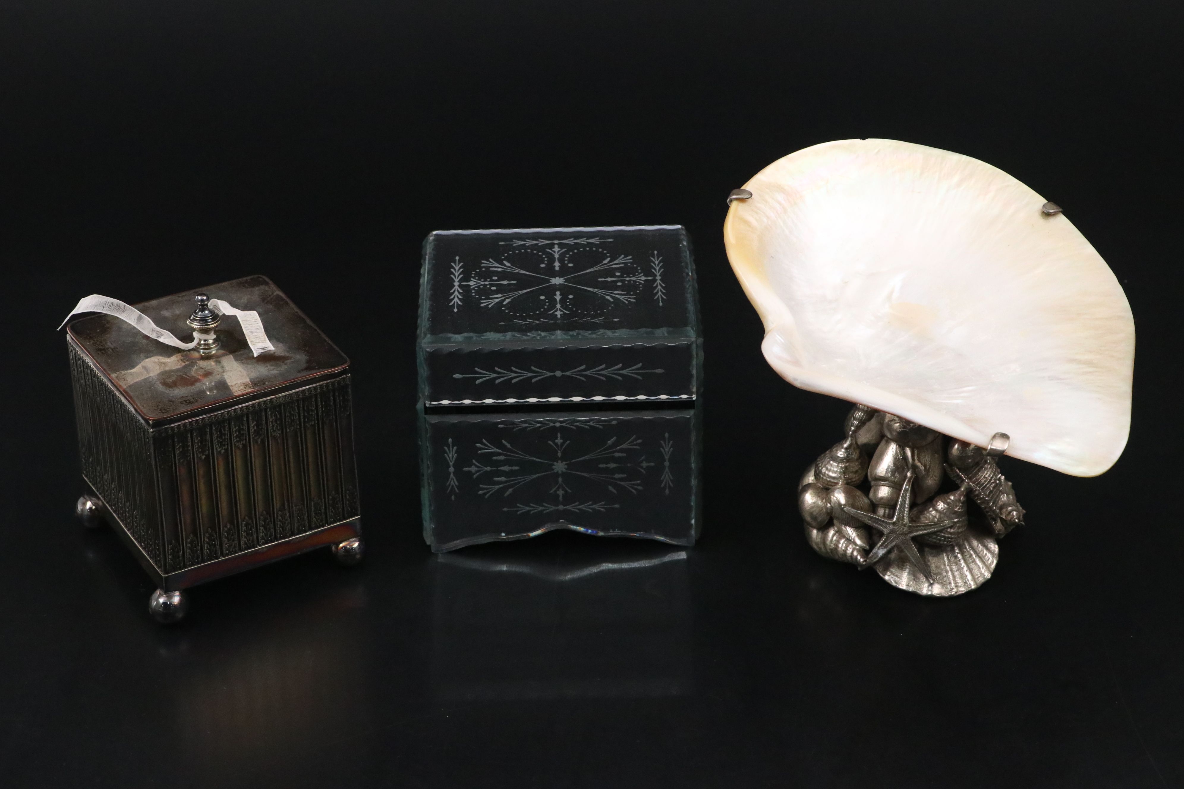 Maitland Smith Mother of Pearl Cavier Dish with 800 Silver Comb and Other Décor