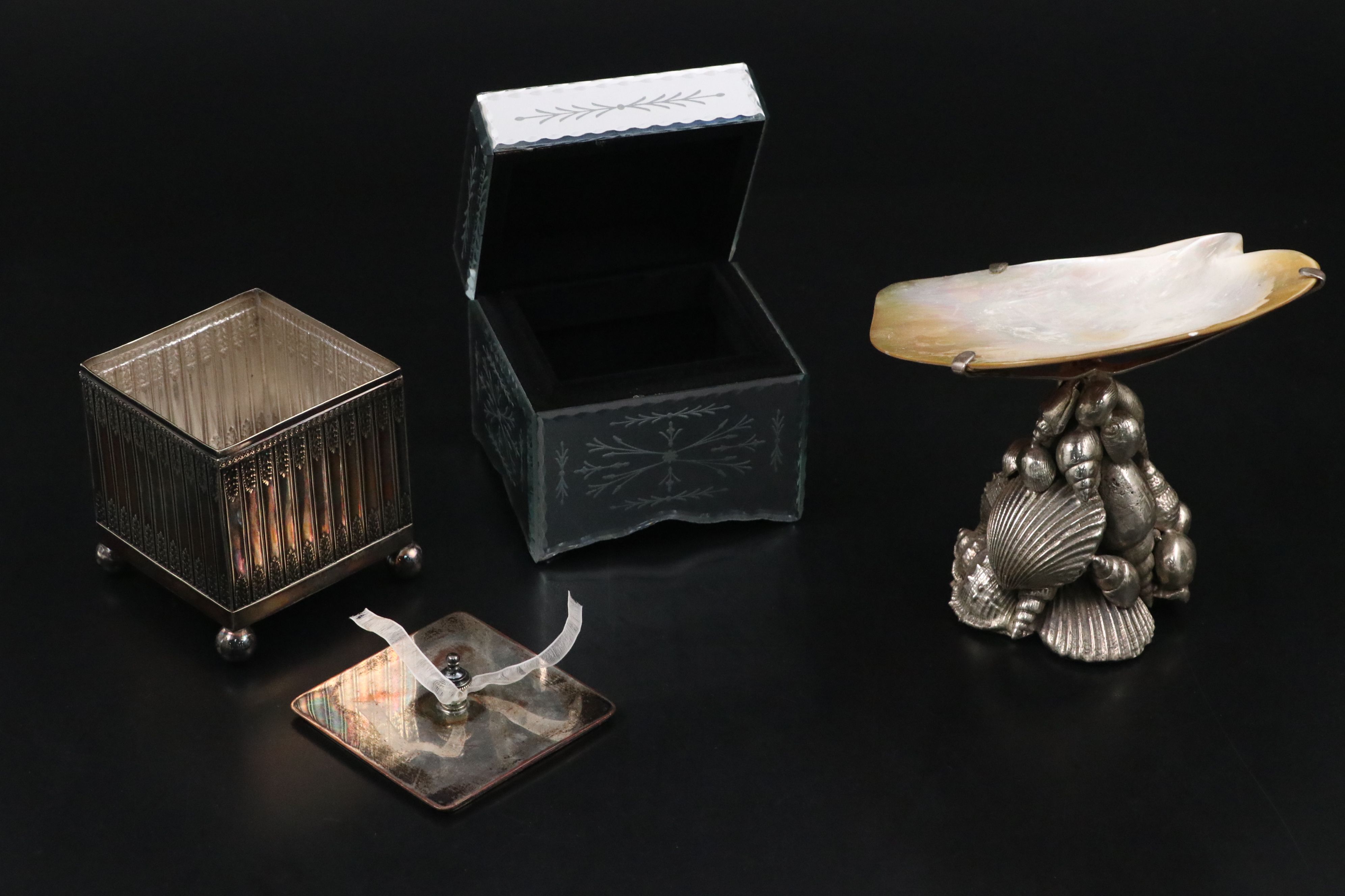 Maitland Smith Mother of Pearl Cavier Dish with 800 Silver Comb and Other Décor