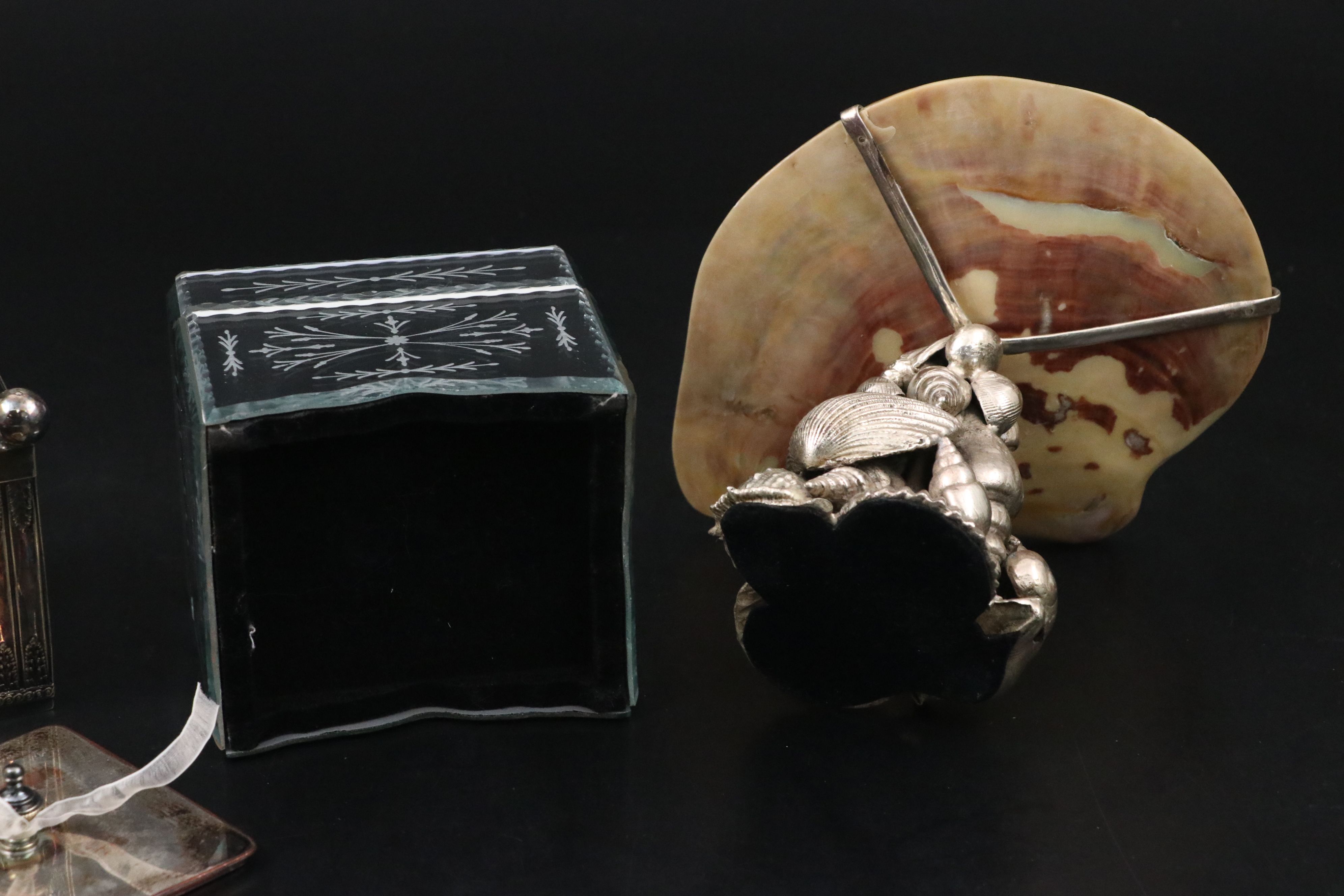 Maitland Smith Mother of Pearl Cavier Dish with 800 Silver Comb and Other Décor