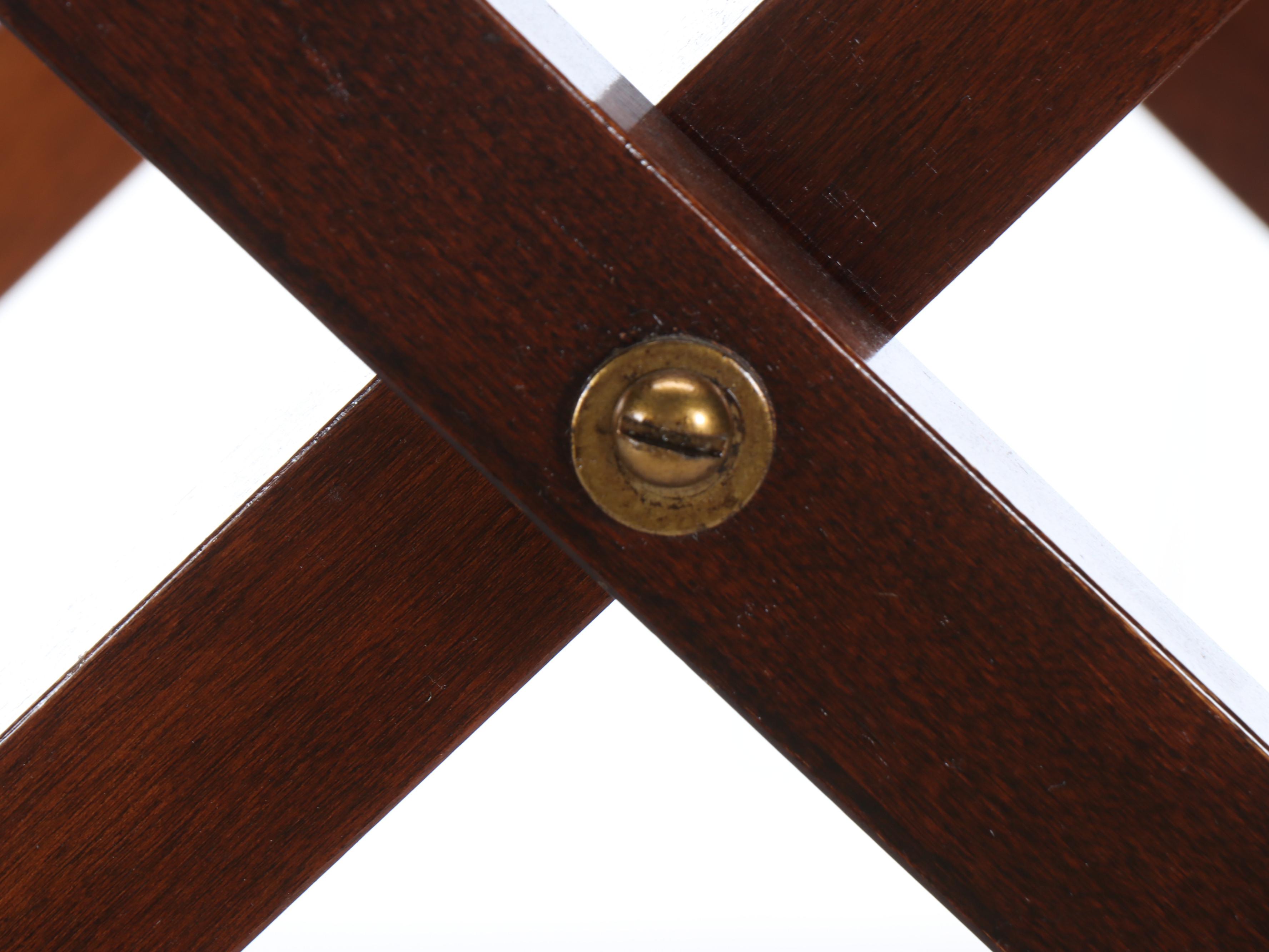 The American Heritage Mahogany Butler's Tray Table