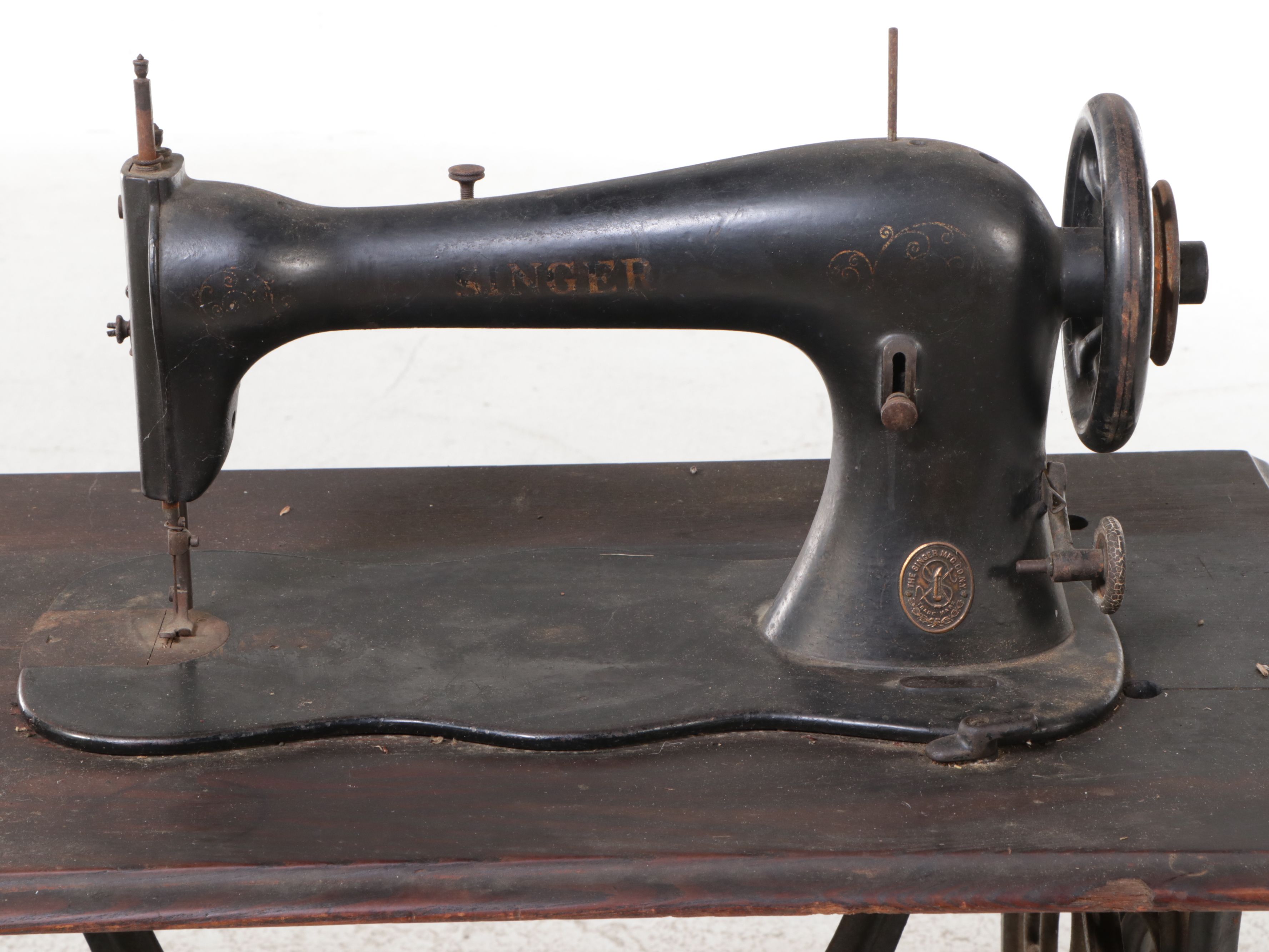 Antique Singer Treadle Sewing Machine