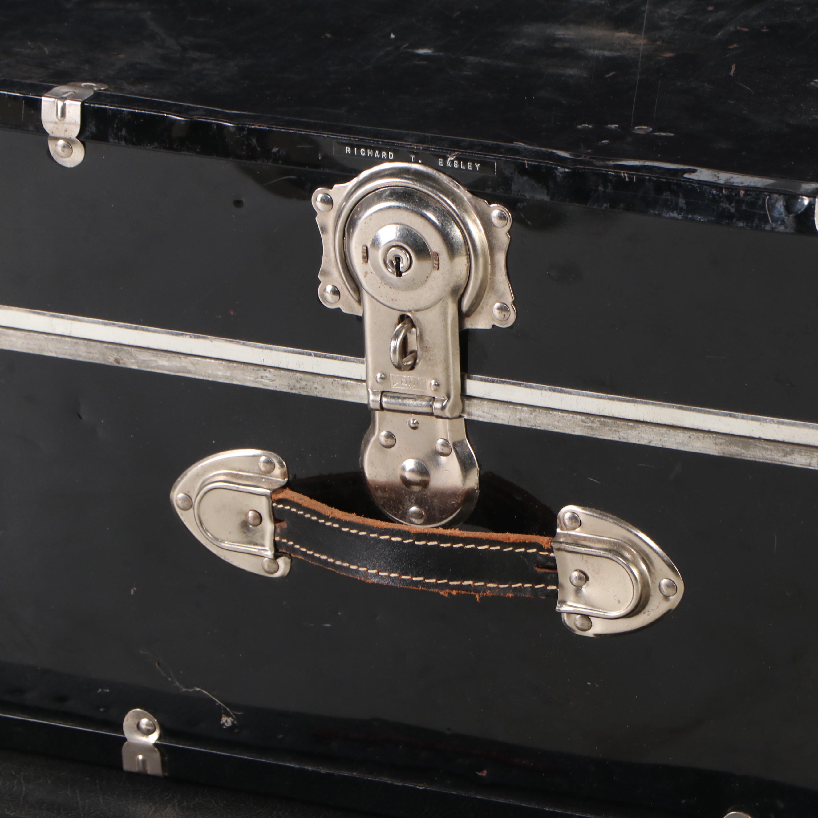 Vintage Foot Locker Chests, Mid to Late 20th Century