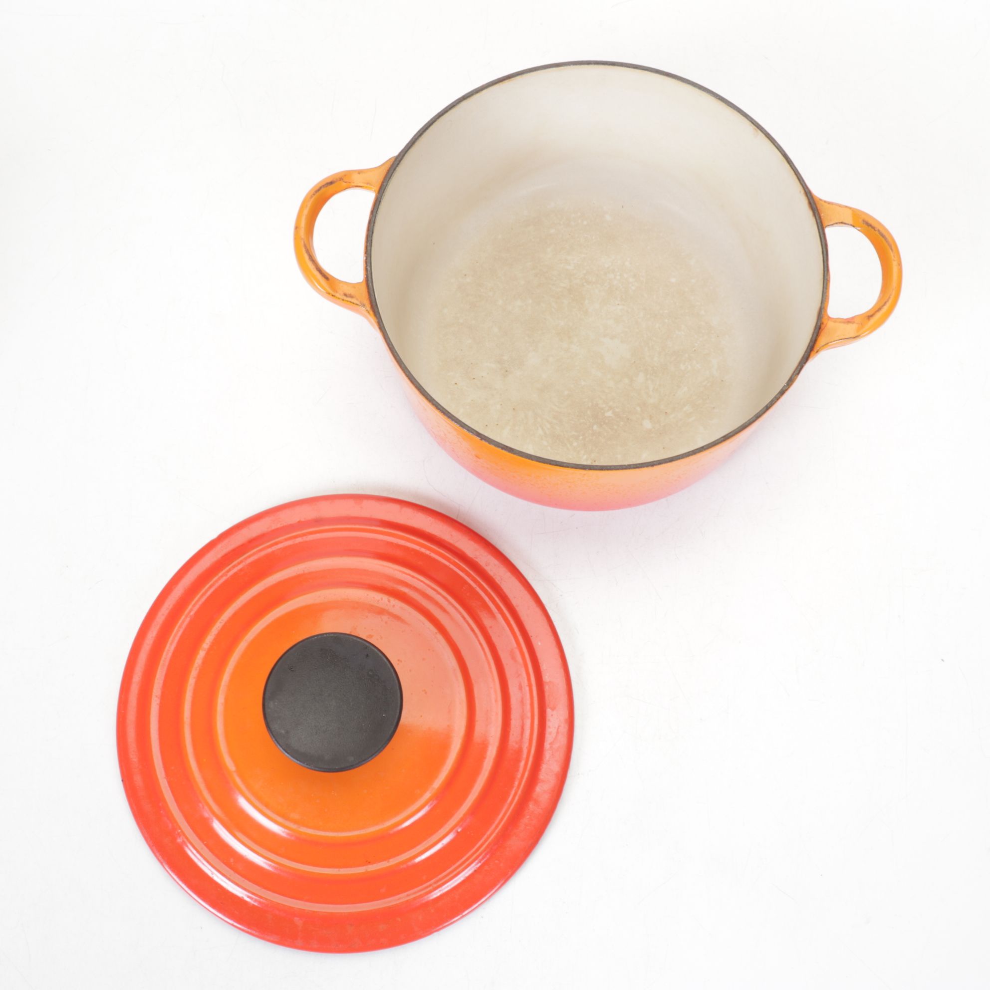 Enameled Cast Iron Dutch Ovens in Sunburst Orange