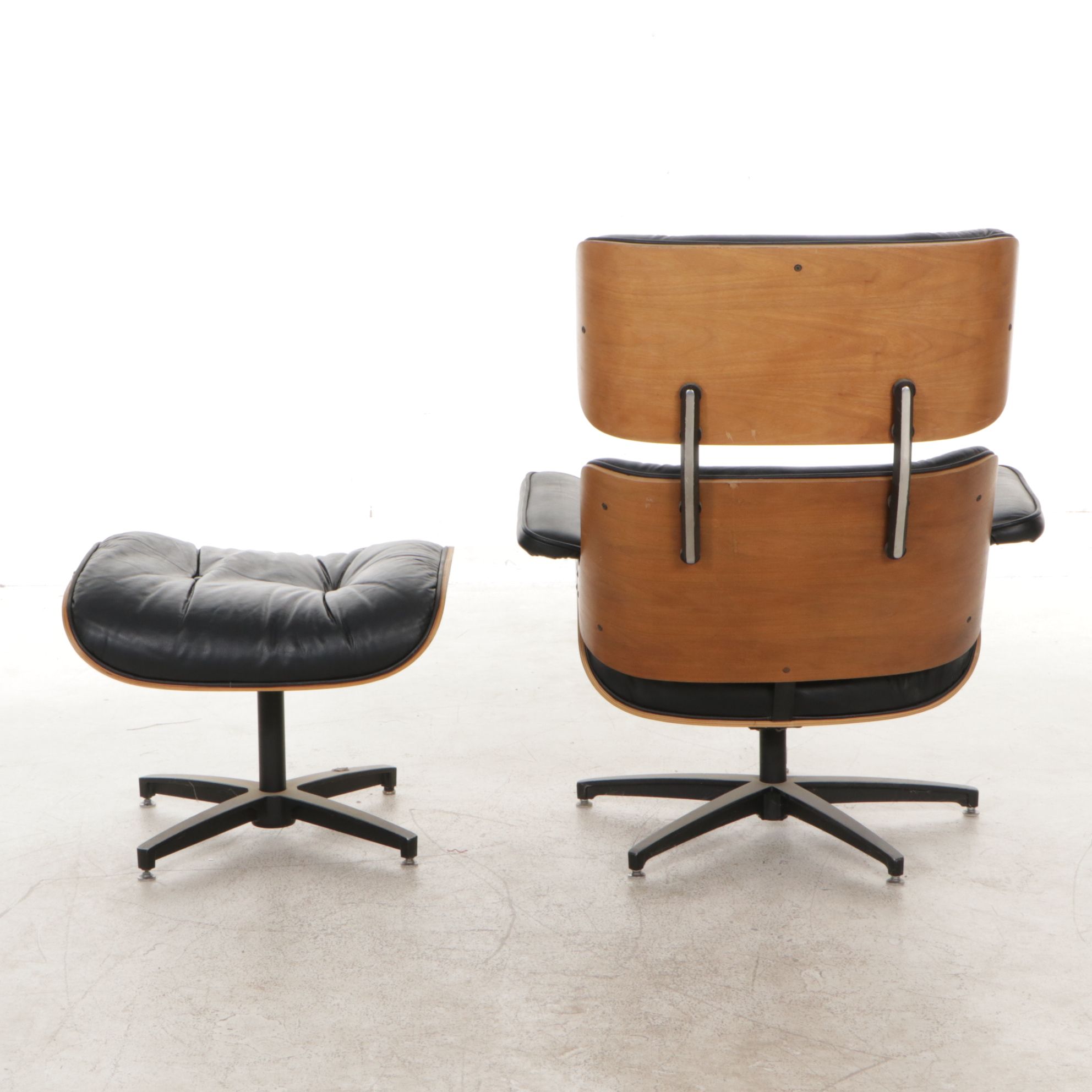 Northfield Eames Style Mid Century Modern Lounge Chair and Ottoman