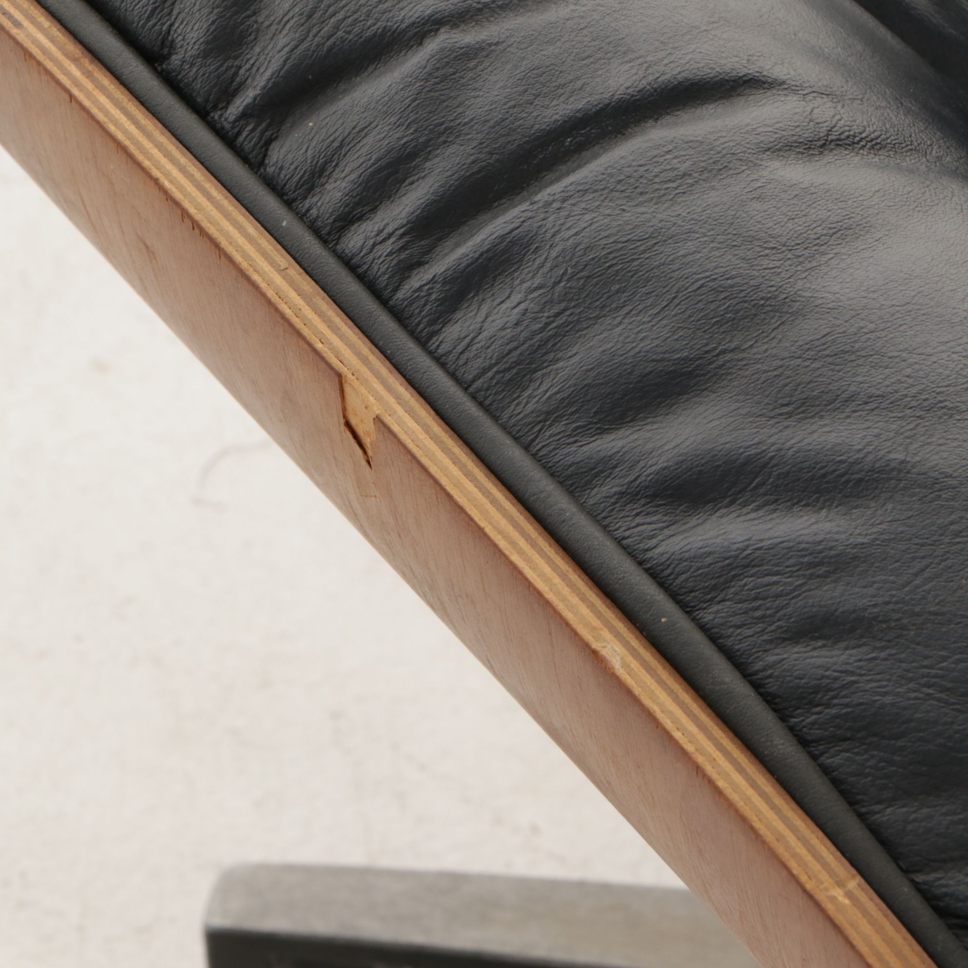 Northfield Eames Style Mid Century Modern Lounge Chair and Ottoman