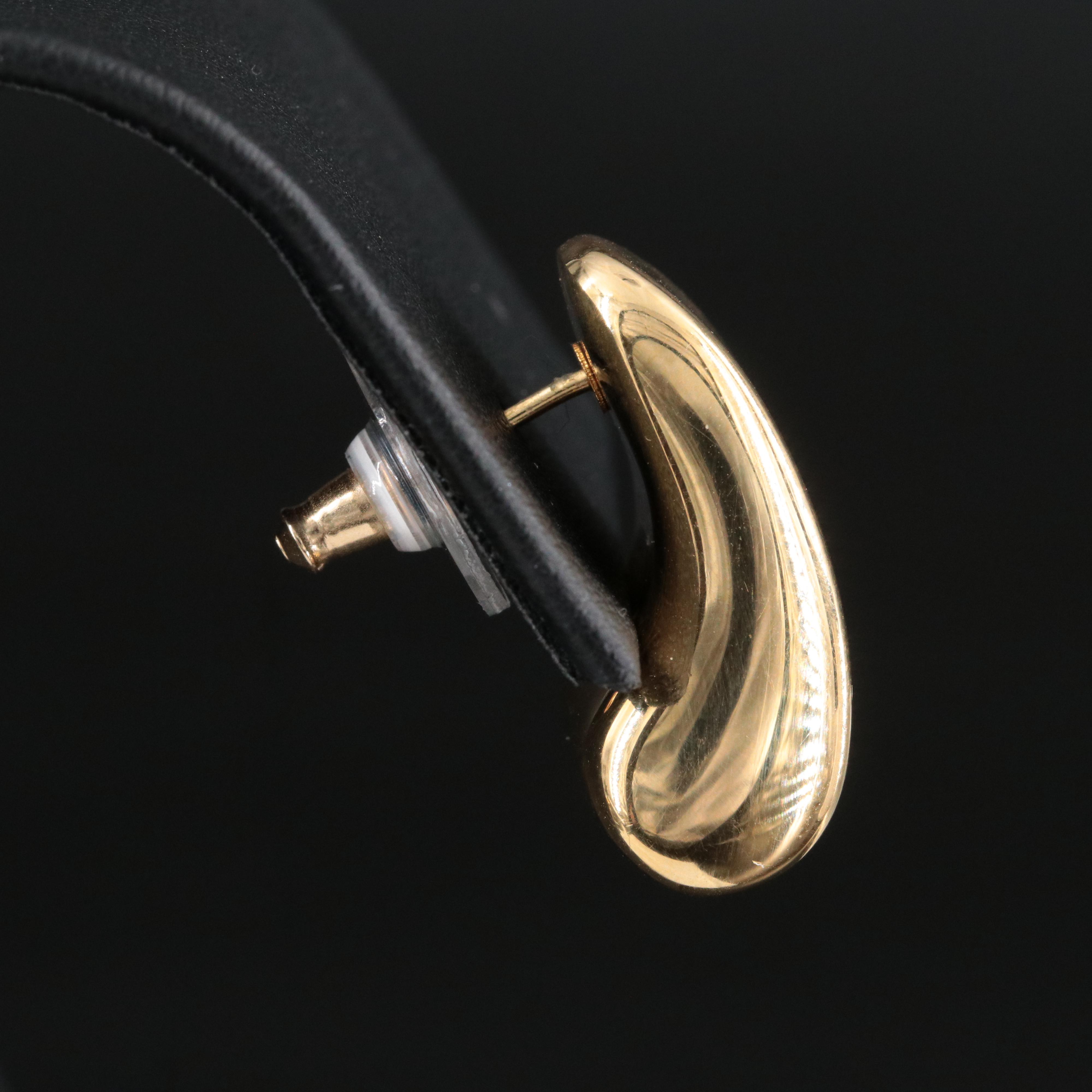 14K Milor Fluted Drop Earrings