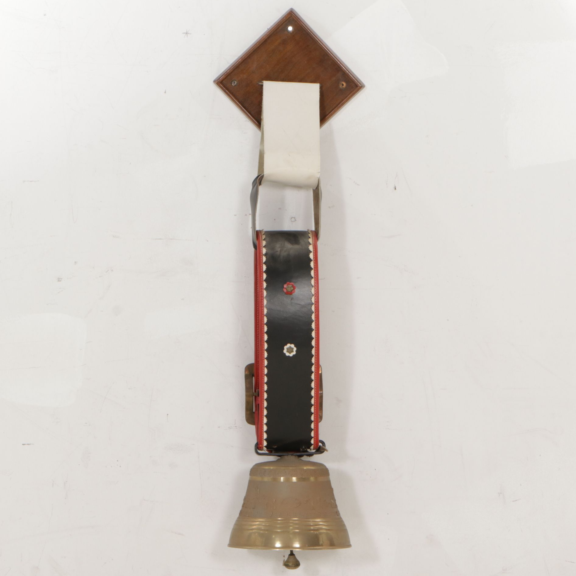 Gusset Swiss Alpine Cow Bell Wall Mounted Decoration, 1985