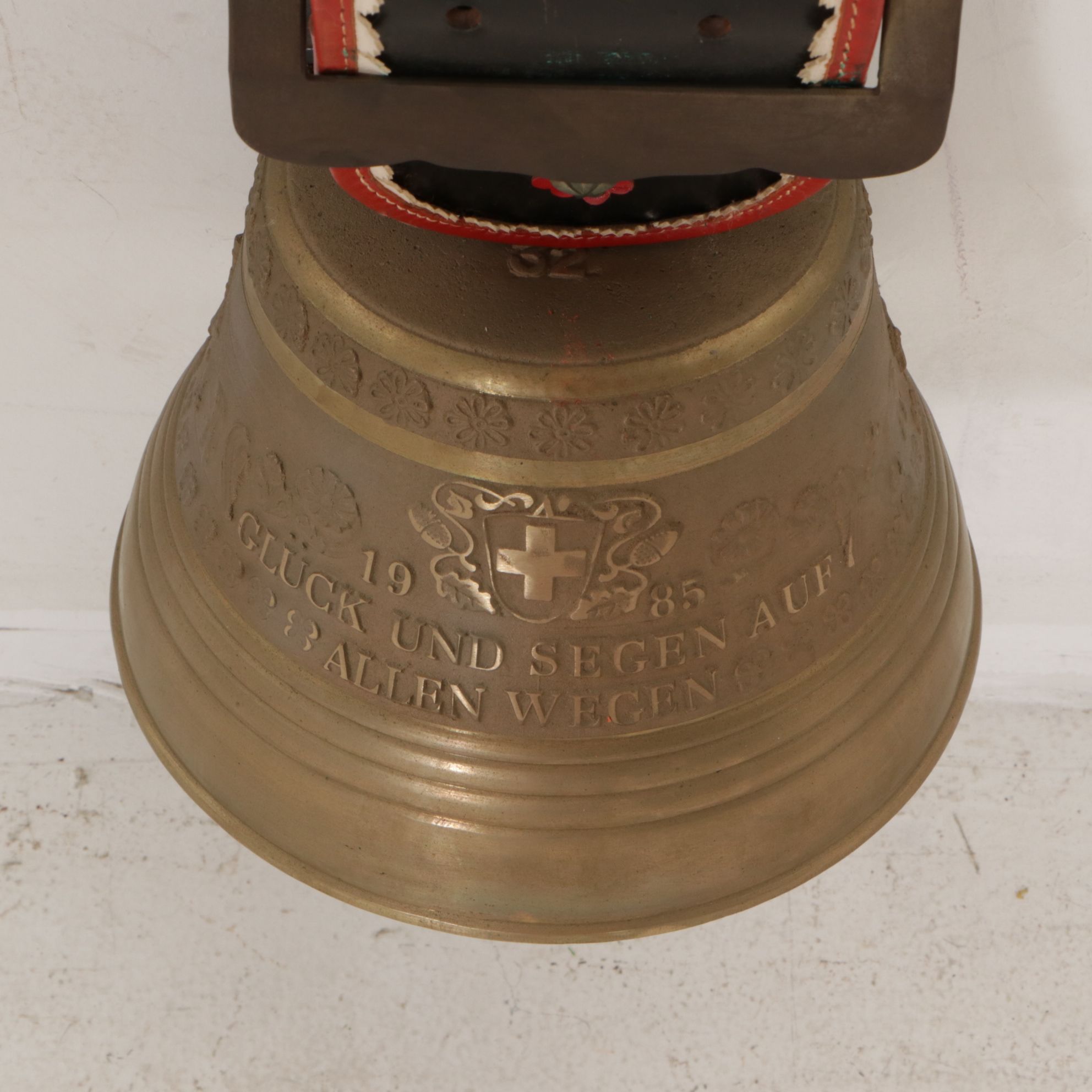 Gusset Swiss Alpine Cow Bell Wall Mounted Decoration, 1985
