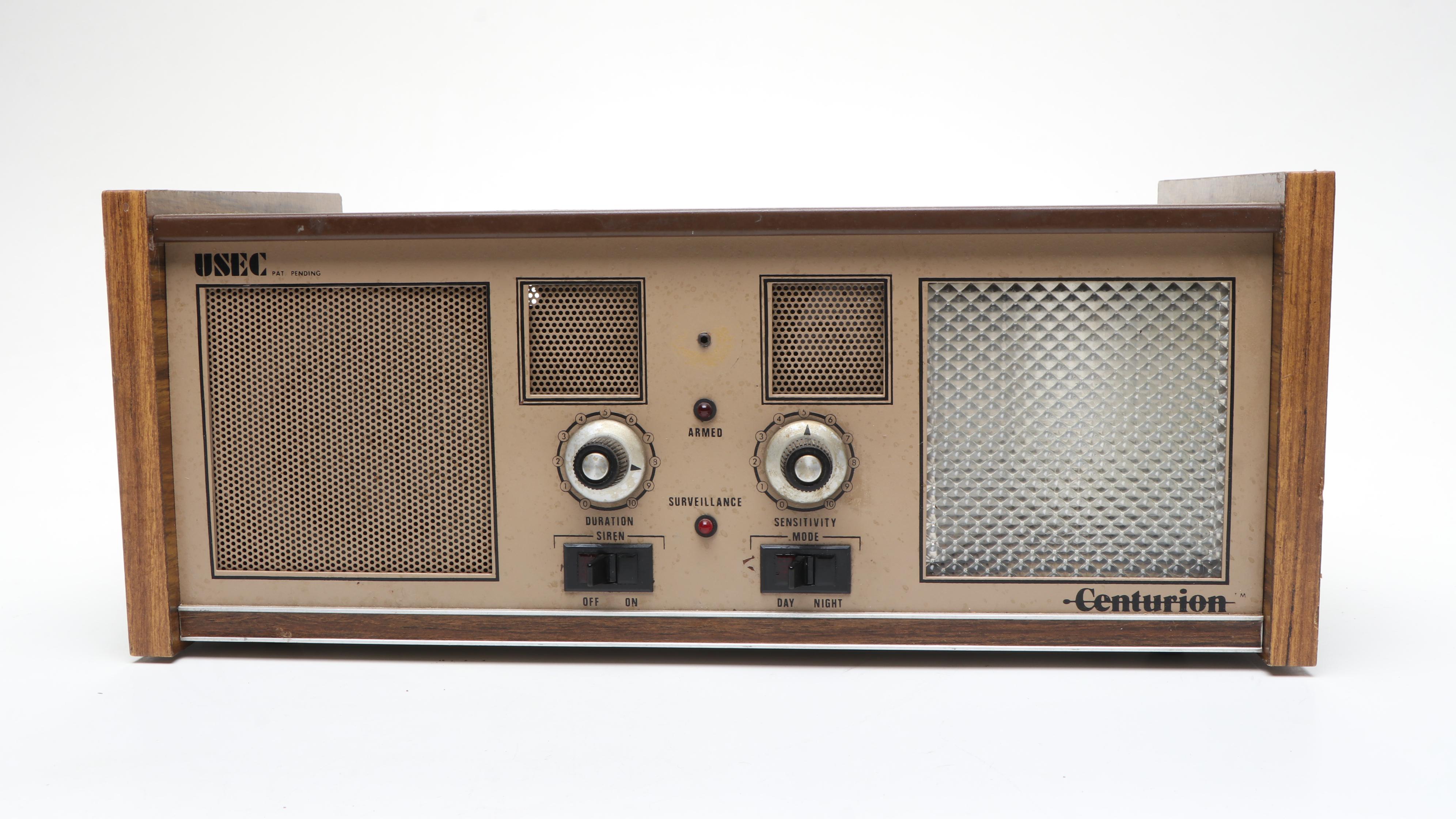 Thomas Collectors Edition Radio with RCA Radio and Home Security System, Vintage