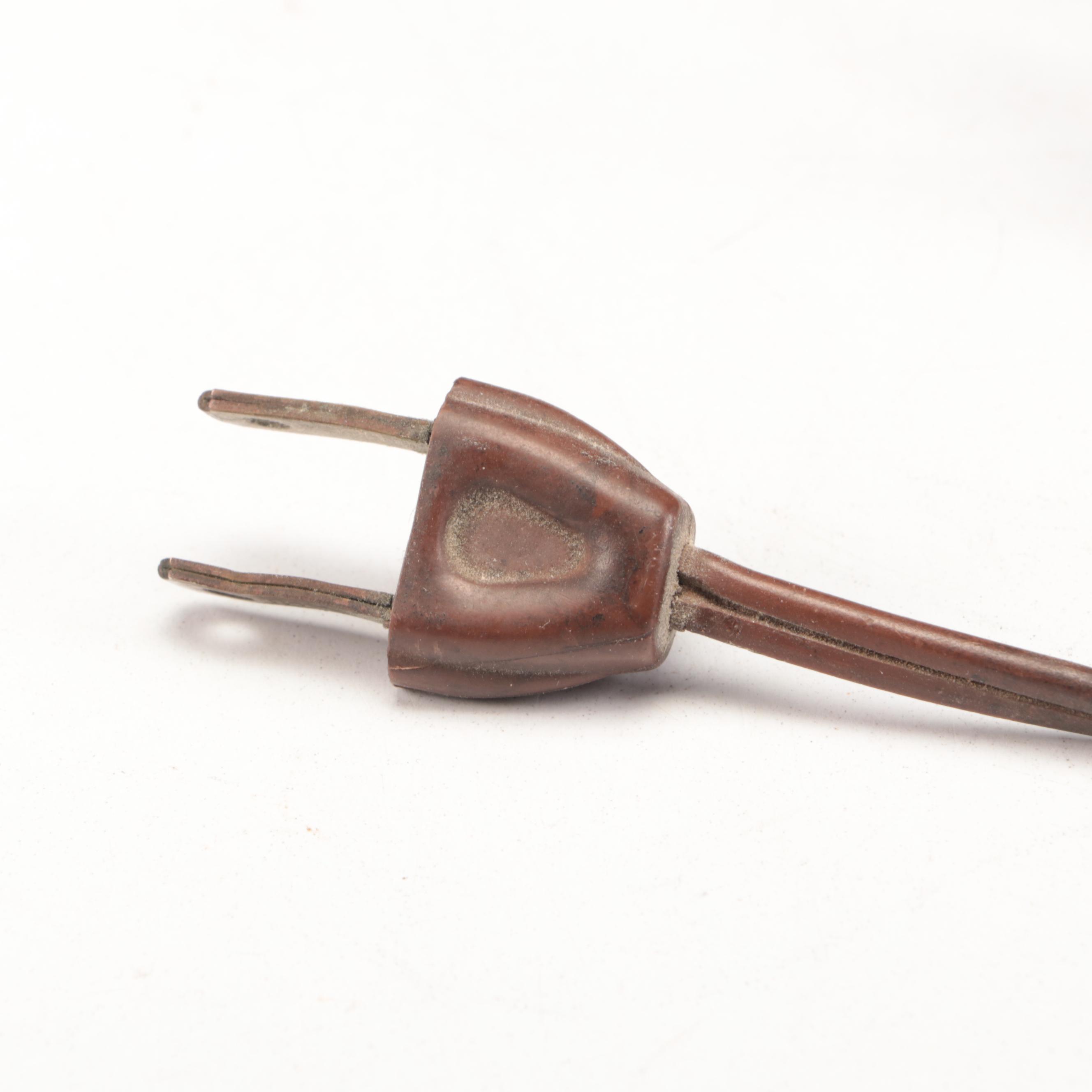 Vintage United Self-Starting Illuminated Ballerina Electric Clock