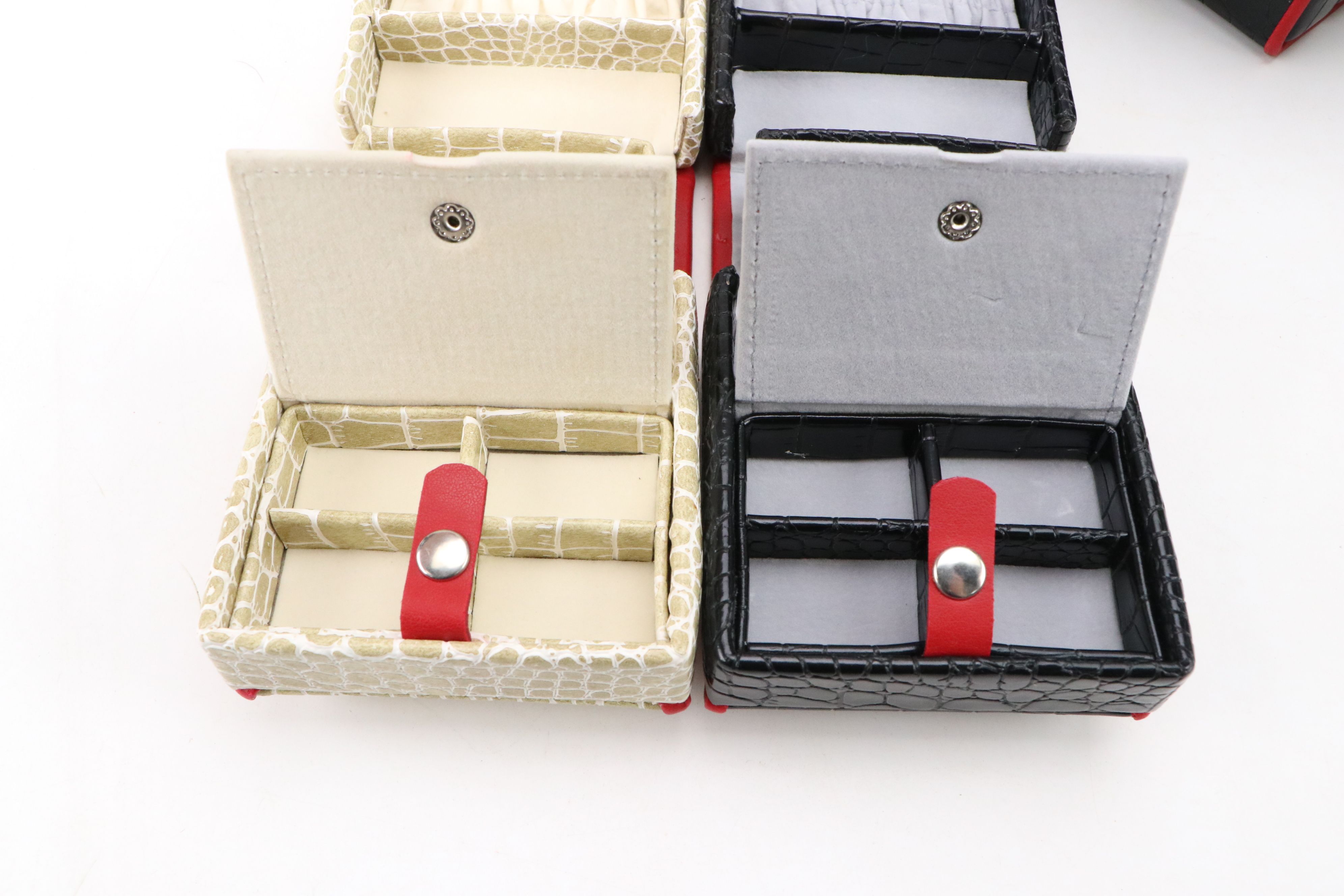 Alten International Faux Crocodile Embossed Travel Jewelry Cases