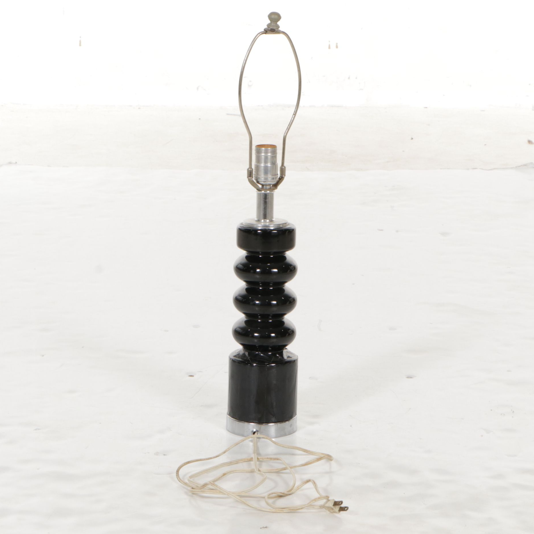 Mid Century Modern Black Pottery Table Lamp, Mid-20th Century