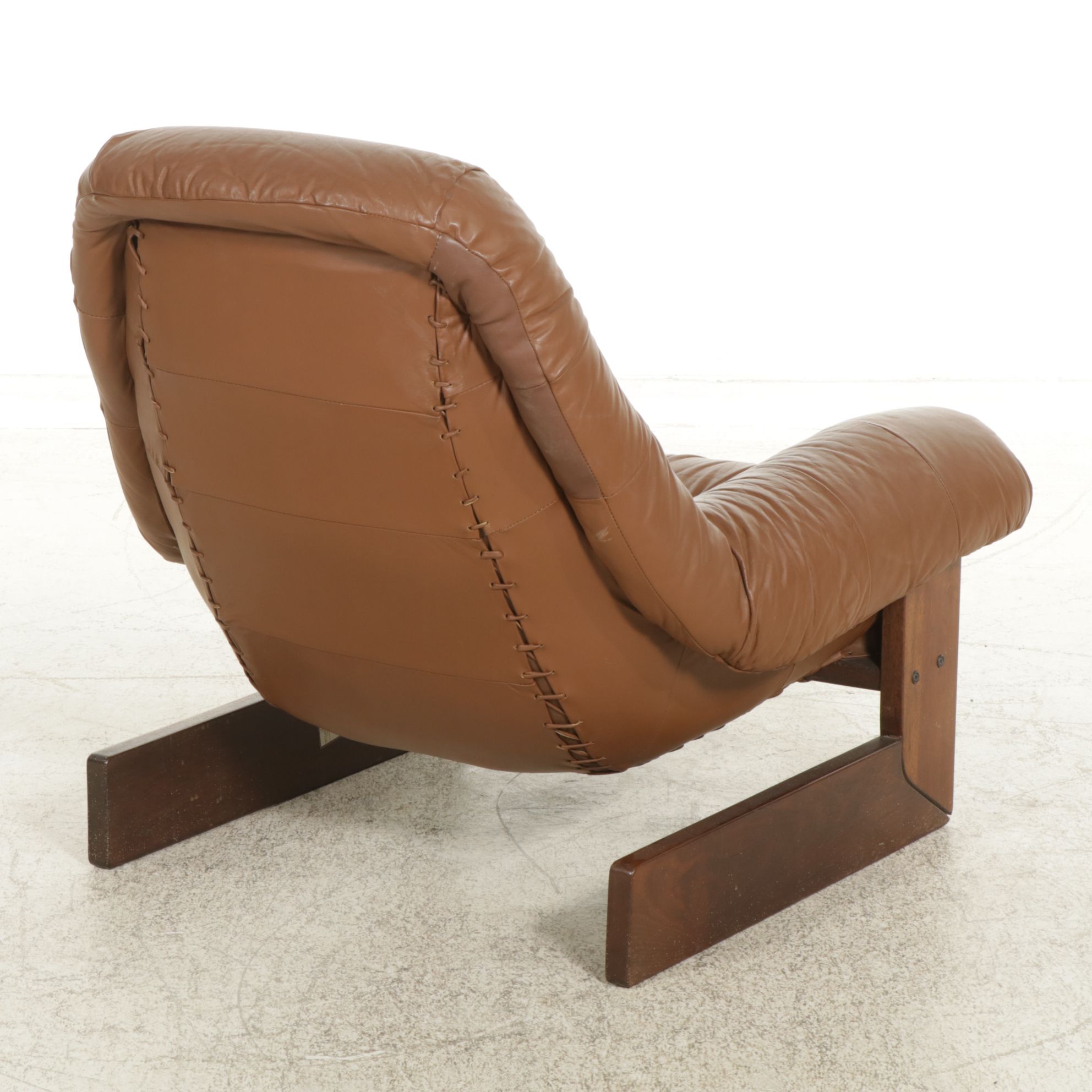 Moveis Corazza Mid Century Modern Brazilian Rosewood and Leather Lounge Chair