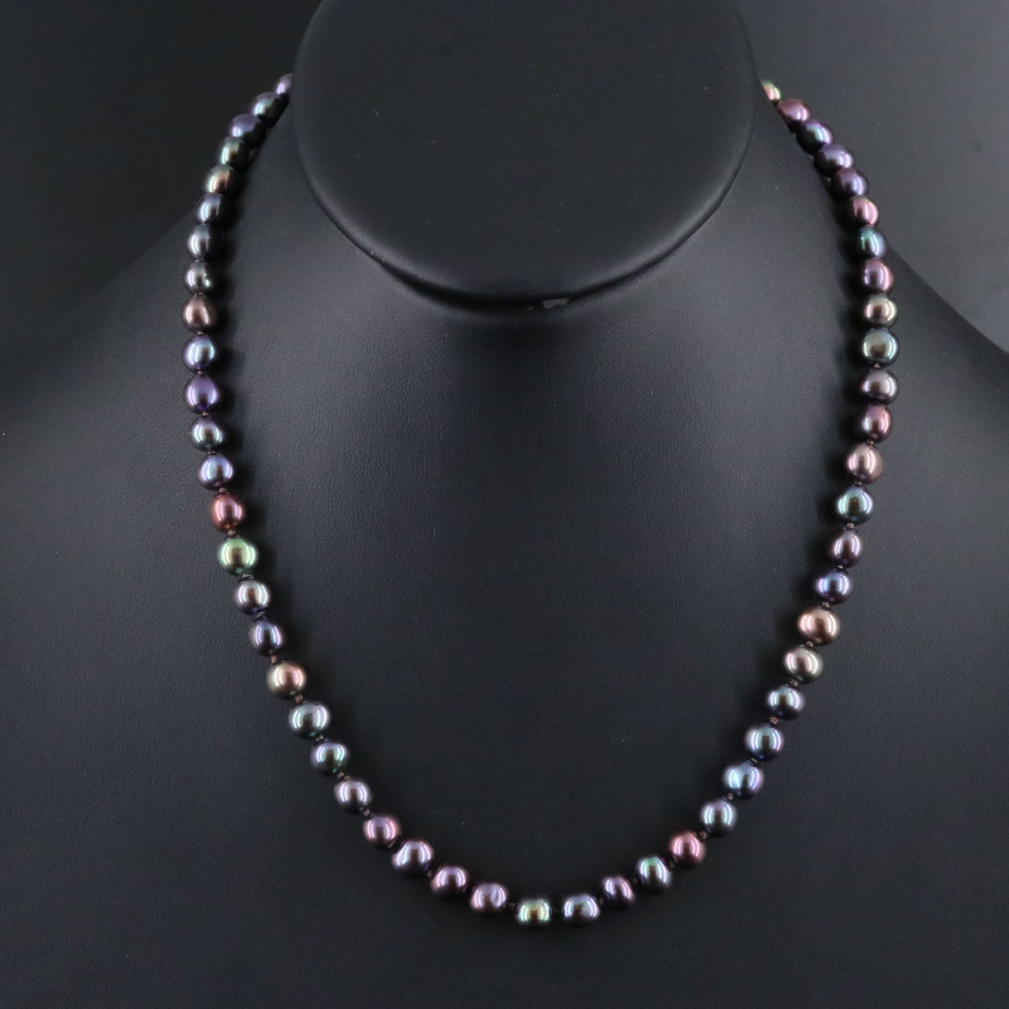 Pearl Necklace with 14K Clasp