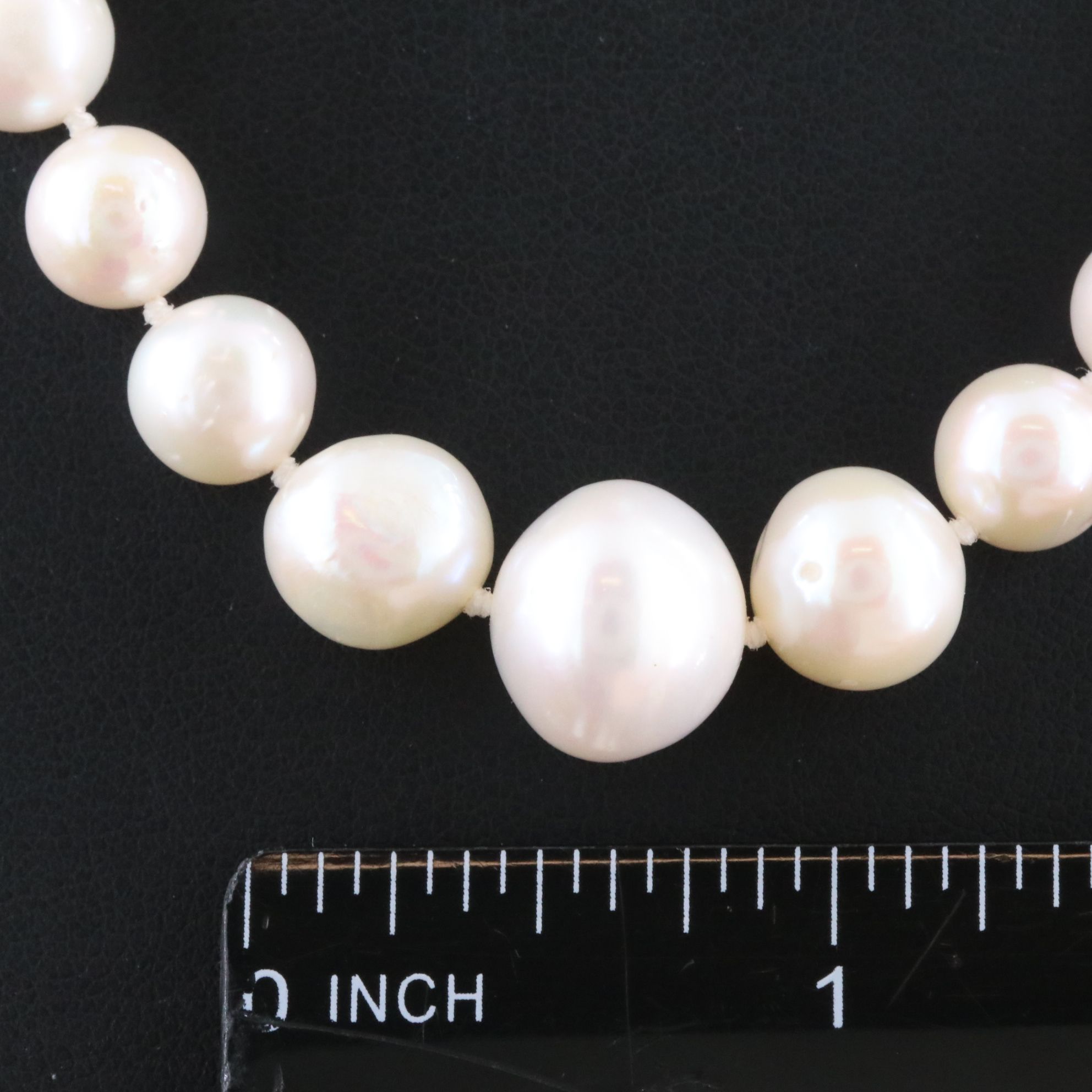 7.25 – 12.00 MM Graduated Pearl Necklace with 14K Clasp