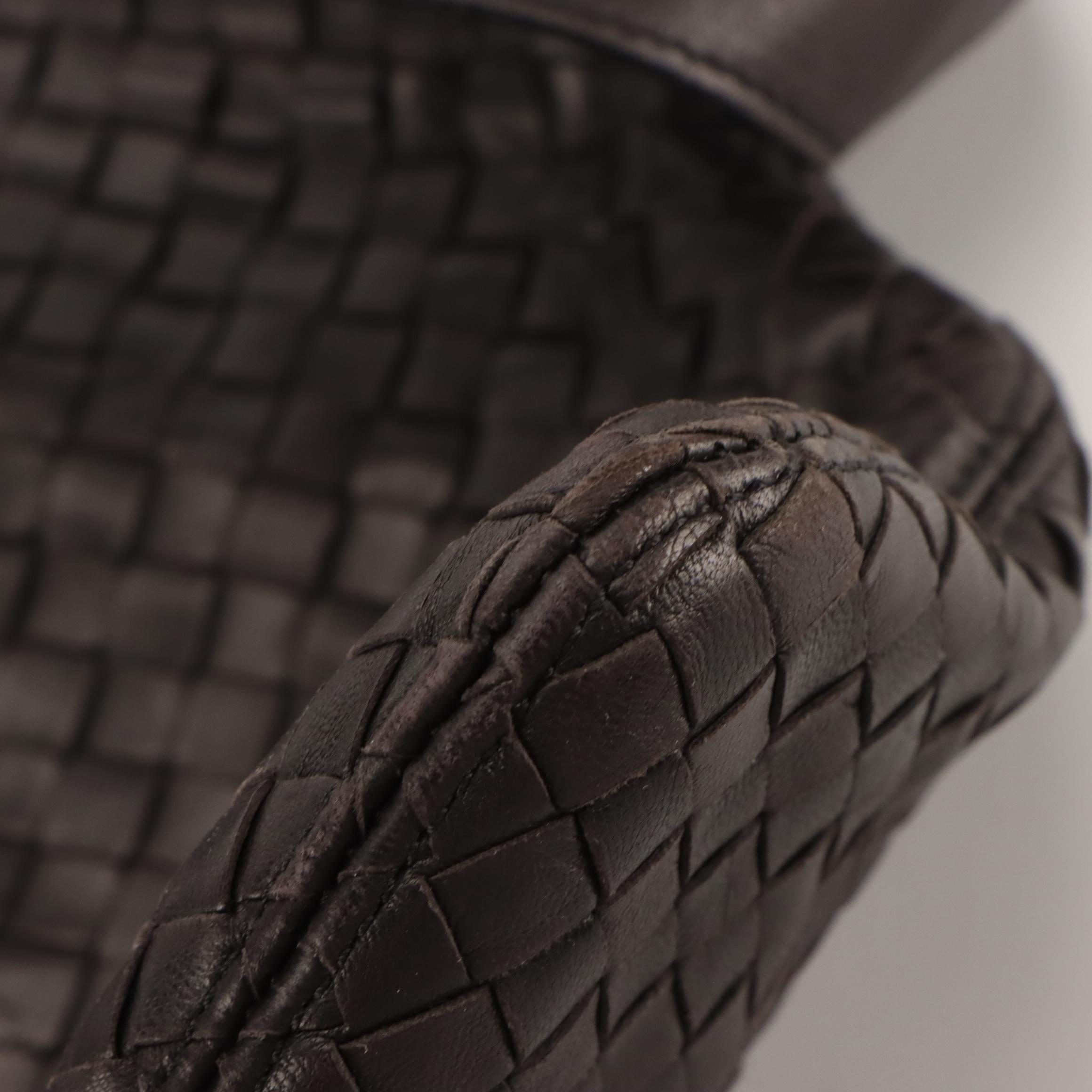 Bottega Veneta Vintage Hook-Front Messenger Bag in Intrecciato Leather