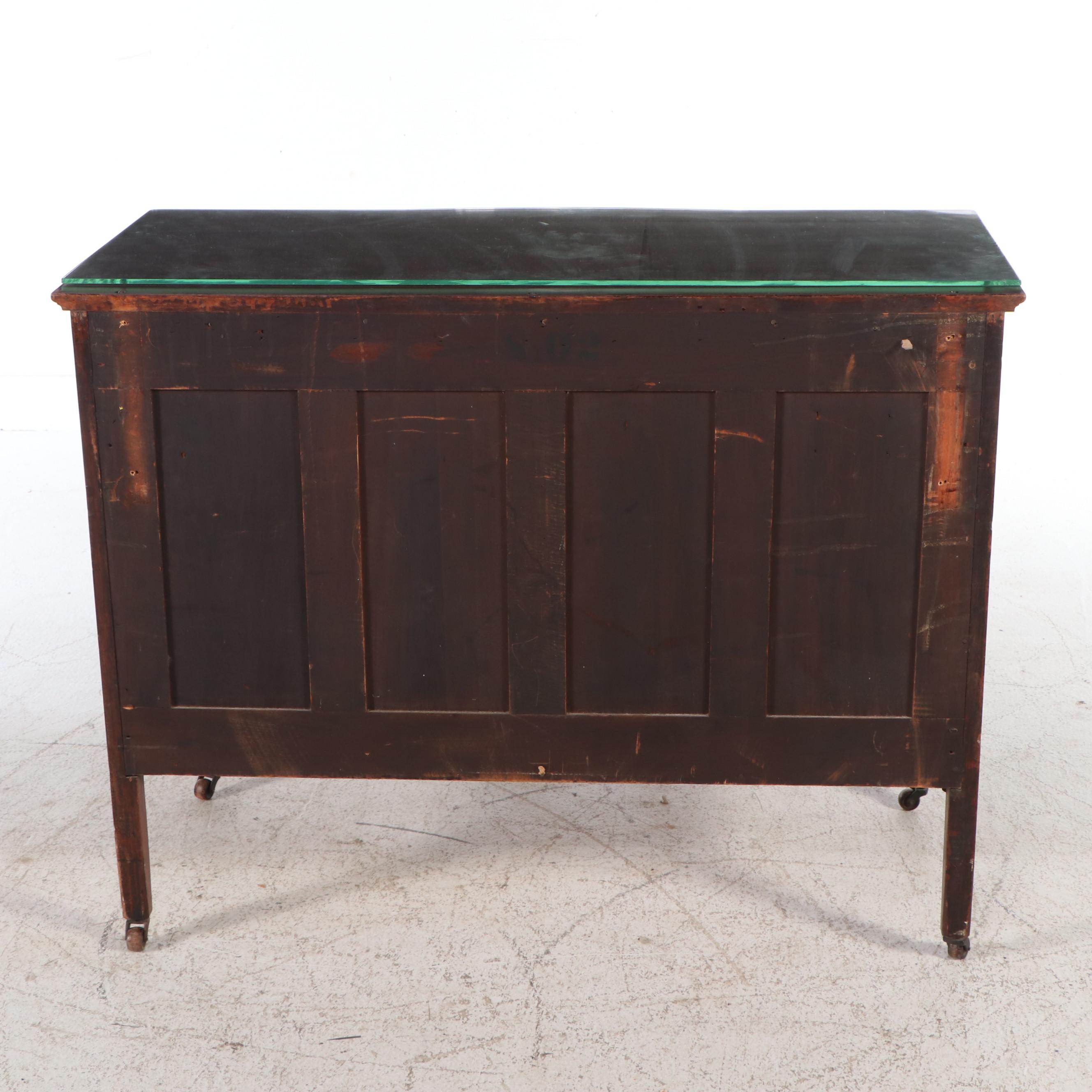 Federal Style Mahogany Finish Dresser, Early to Mid-20th Century