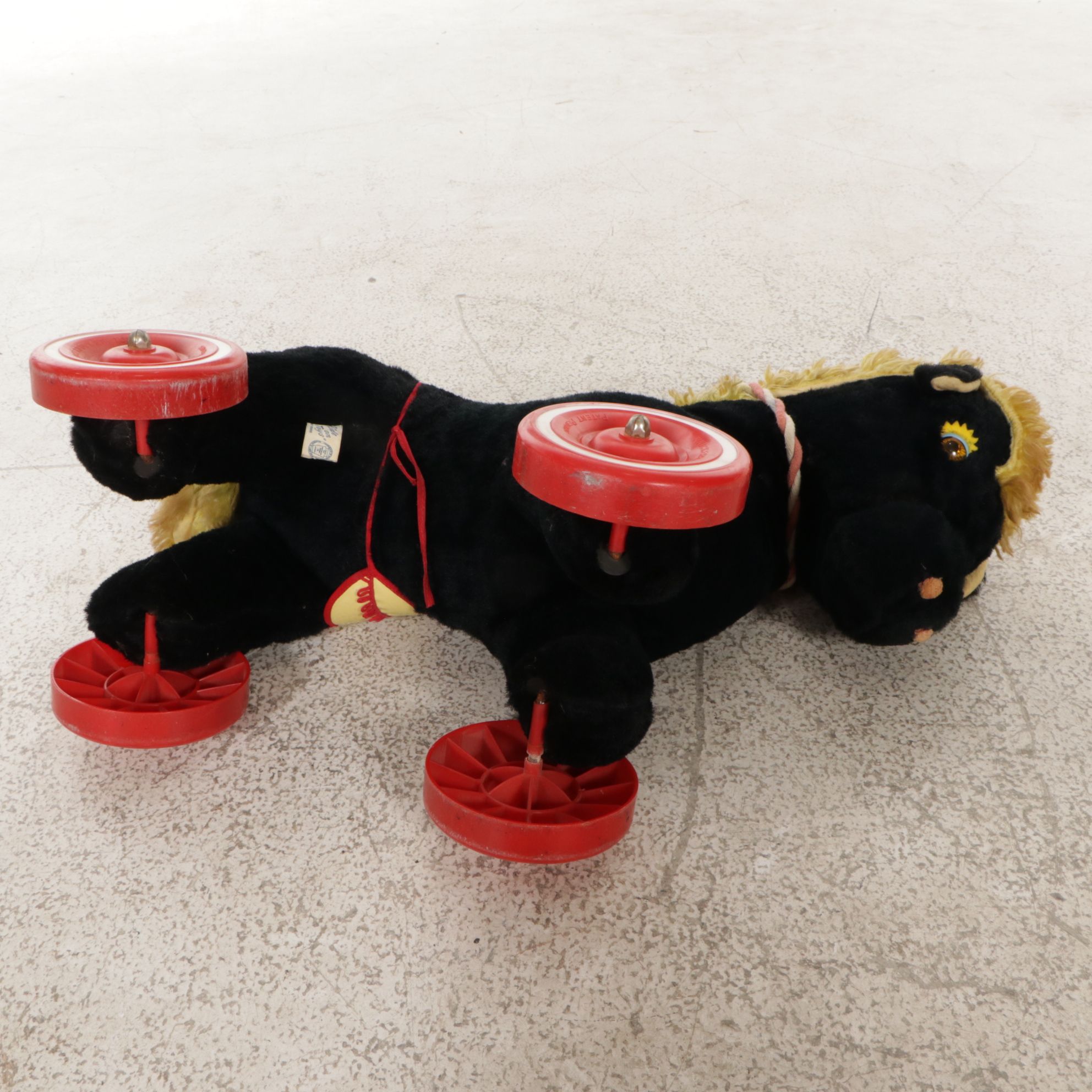 Knickerbocker "Ride On" Plush Horse and Plastic Hobby Horse