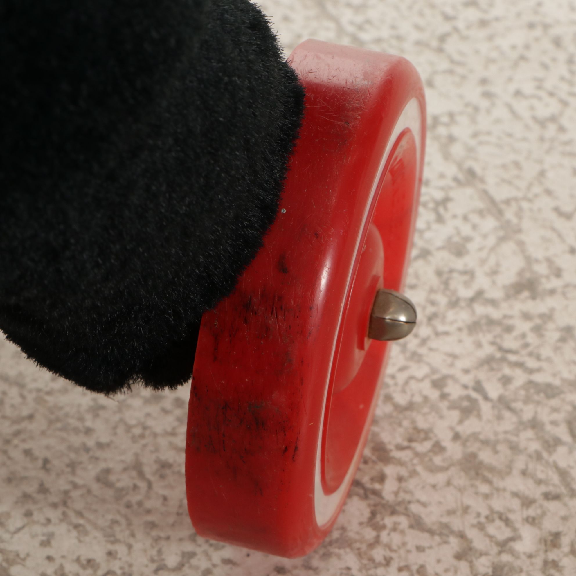 Knickerbocker "Ride On" Plush Horse and Plastic Hobby Horse