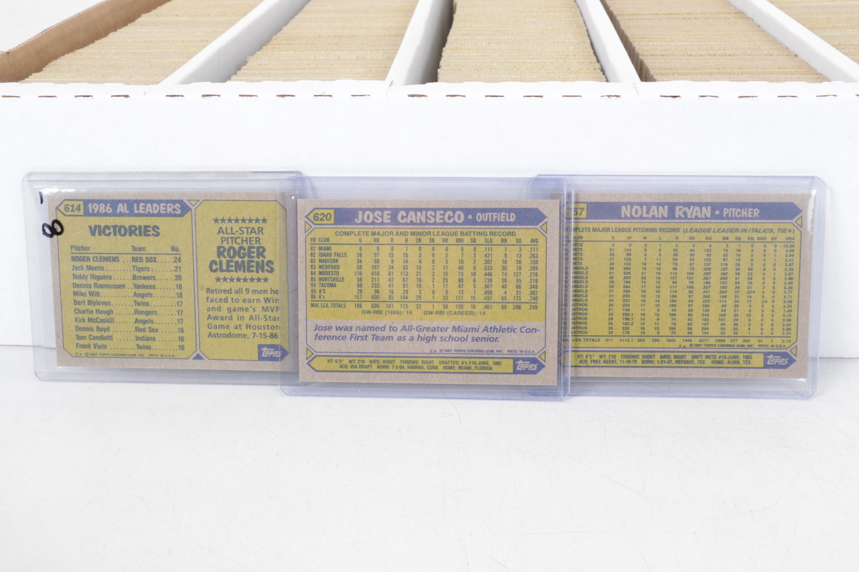 5,000 Topps Vending Cut Baseball Cards in Mint Condition, 1987