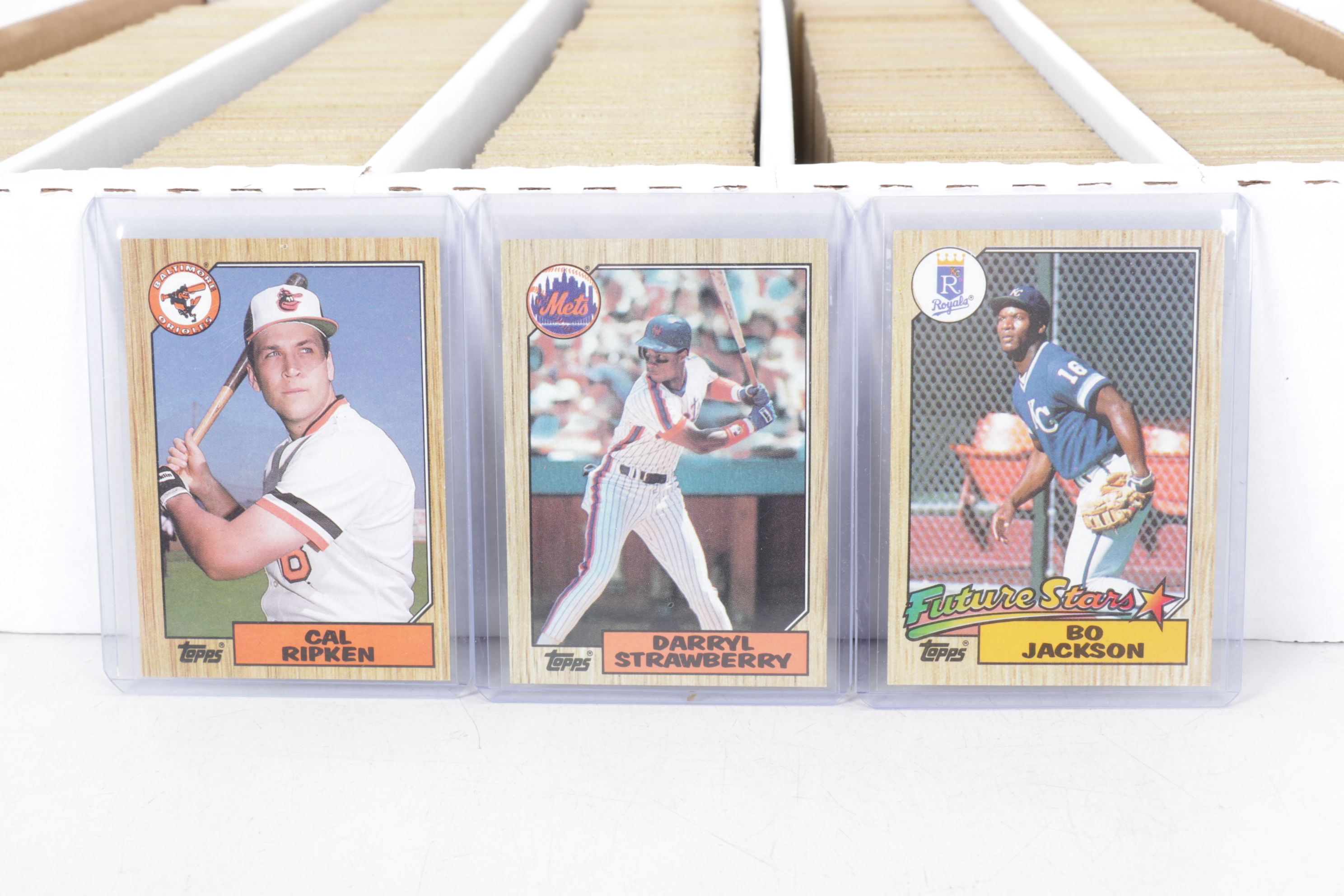 5,000 Topps Vending Cut Baseball Cards in Mint Condition, 1987