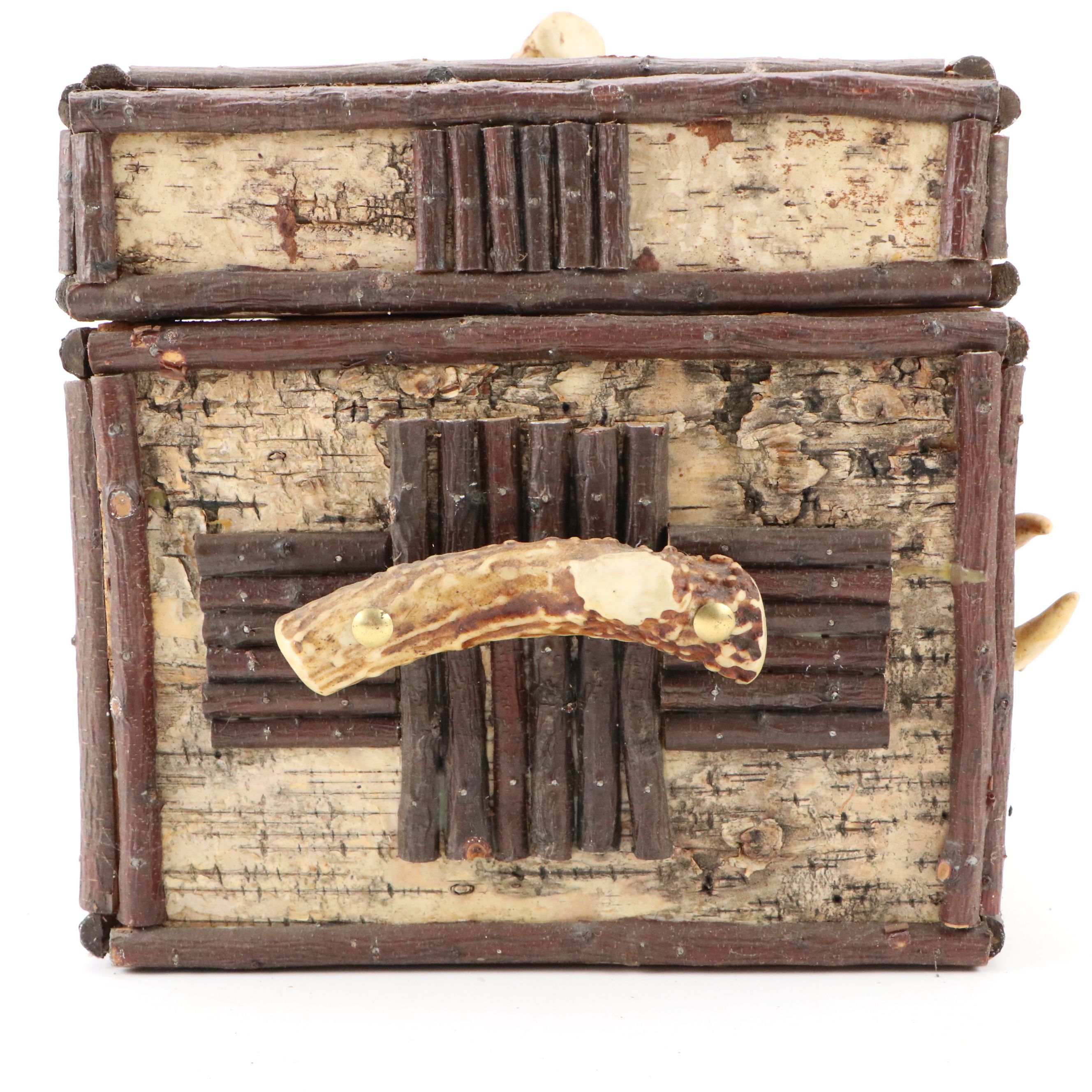 Robert Beaven Folk Art Antlers and Birch Veneer Wooden Box